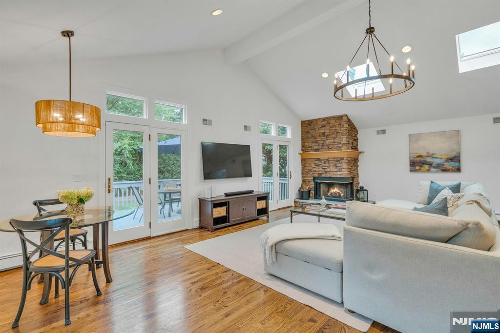 39 Pershing Place