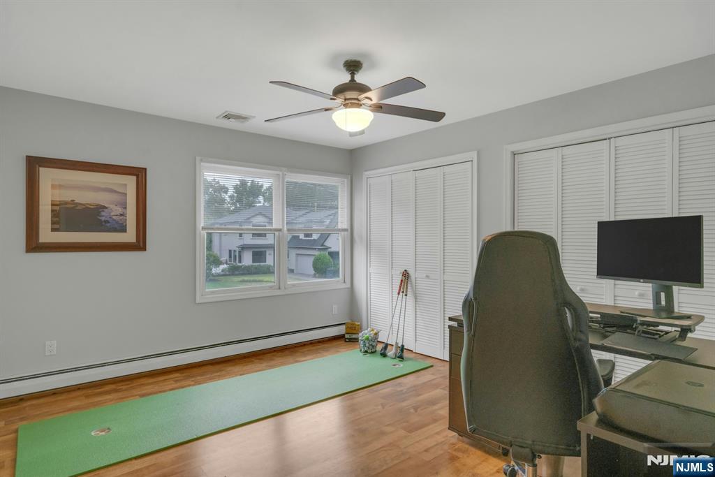 39 Pershing Place