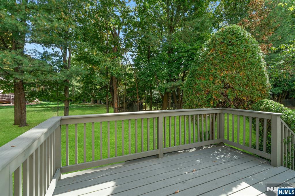 16 Carriage Lane