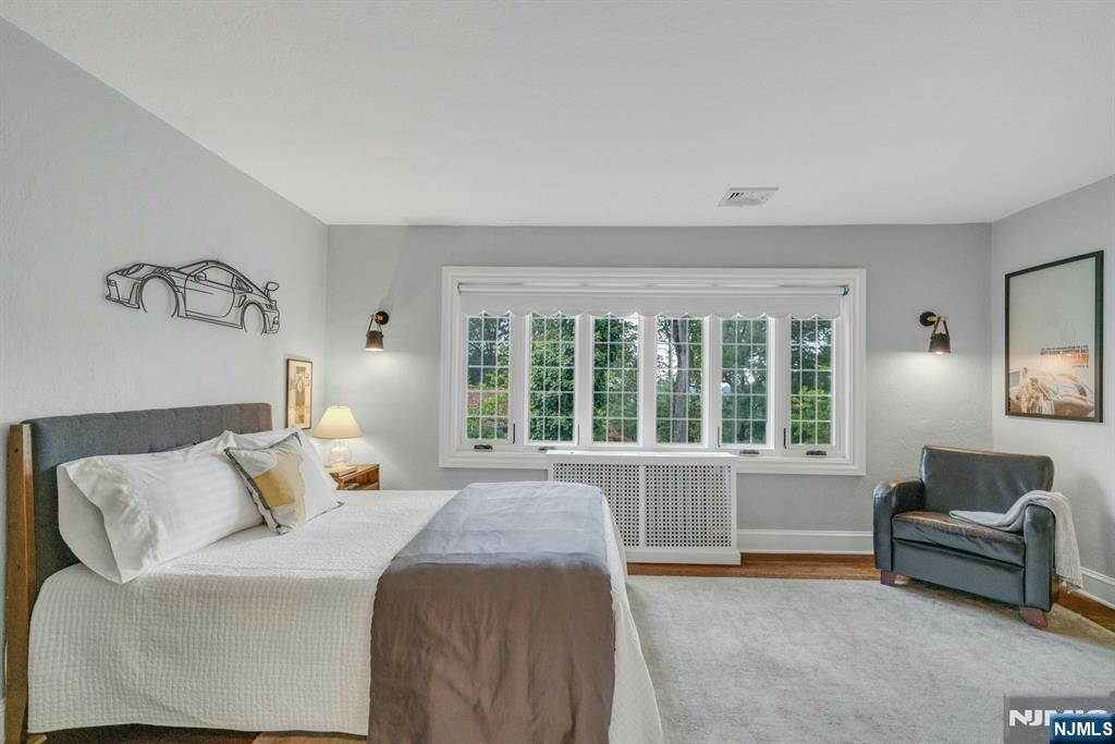 350 Highland Avenue