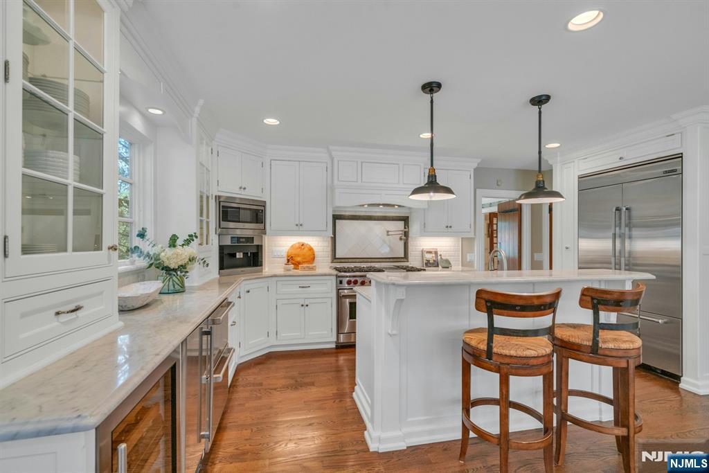 350 Highland Avenue