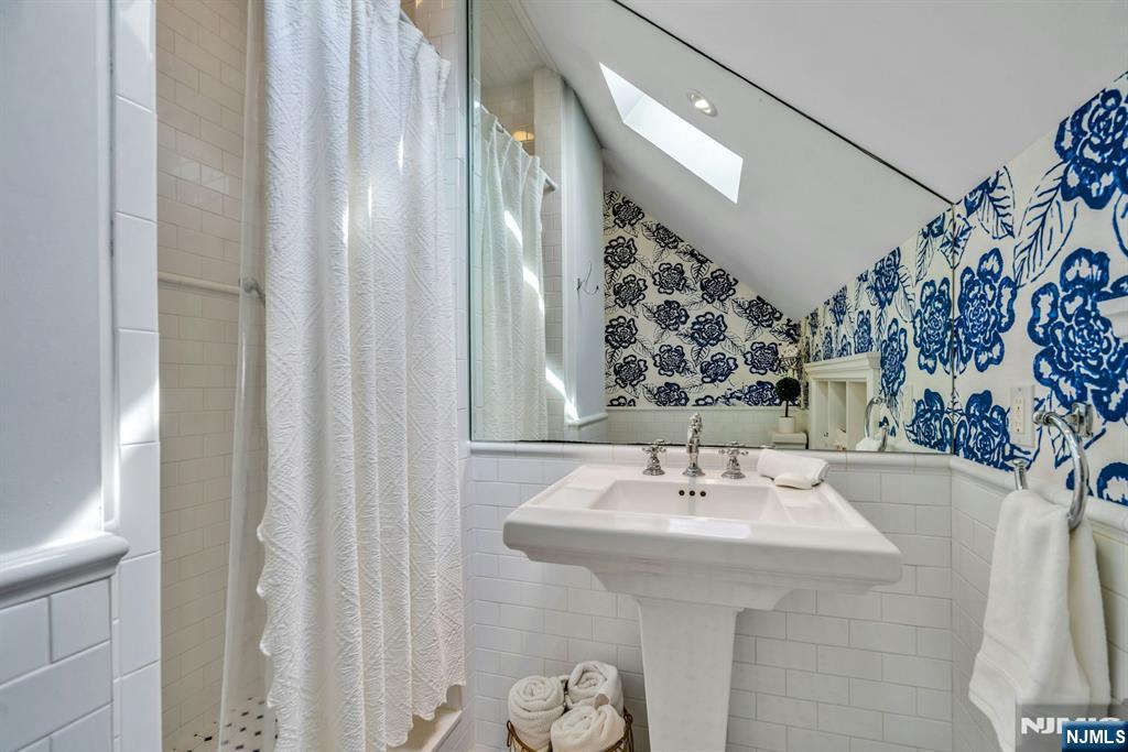 271 Orchard Place