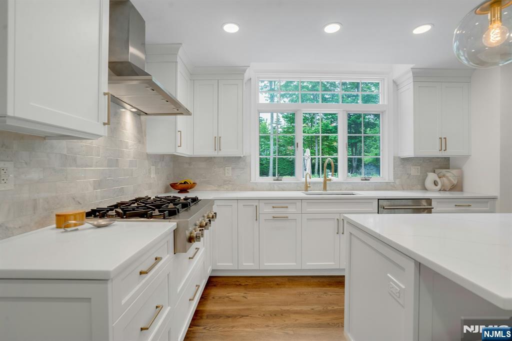48 Hopper Farm Road