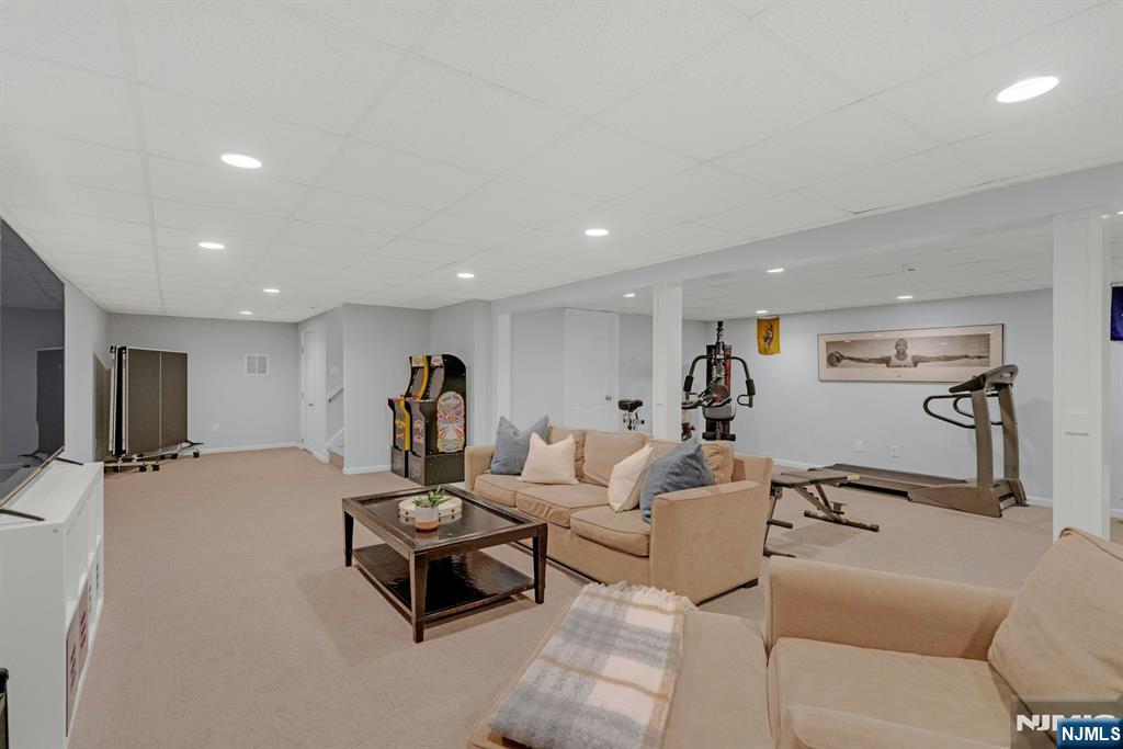 48 Hopper Farm Road
