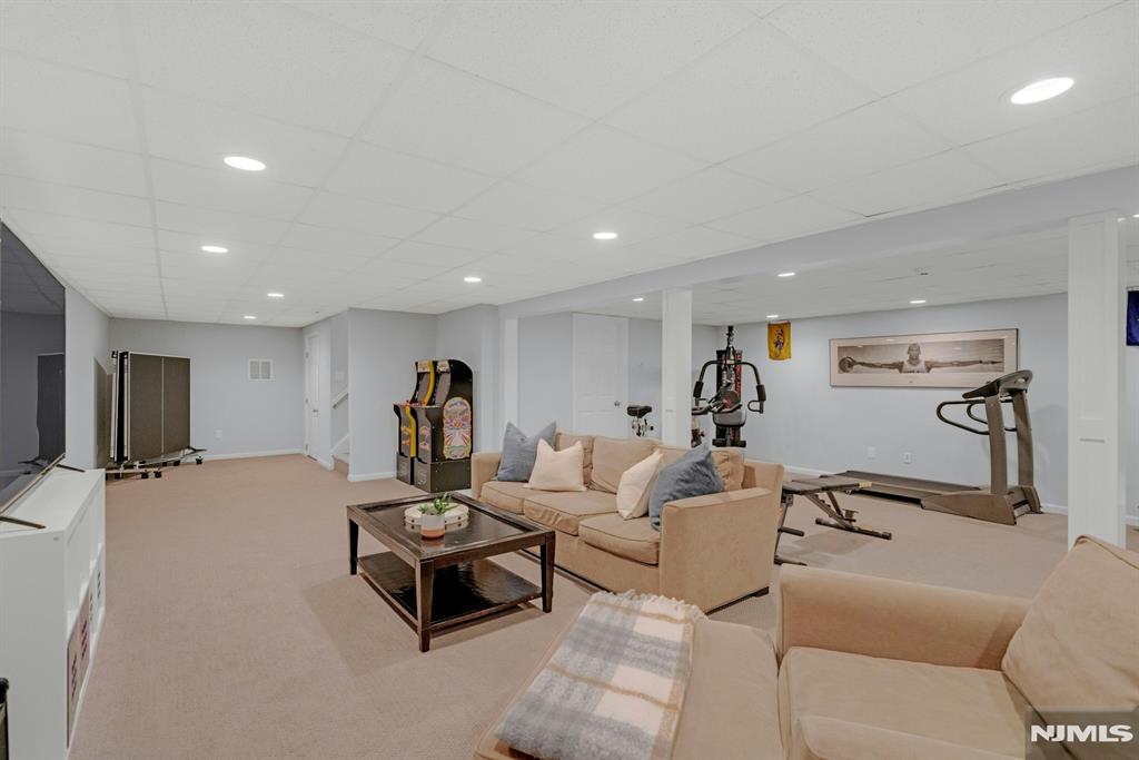48 Hopper Farm Road