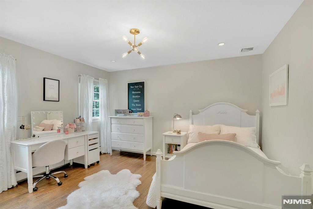 48 Hopper Farm Road