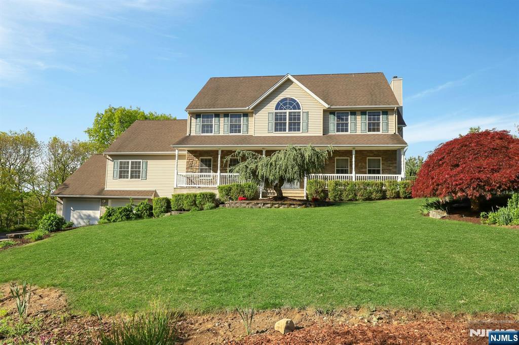 8 Buena Vista Drive