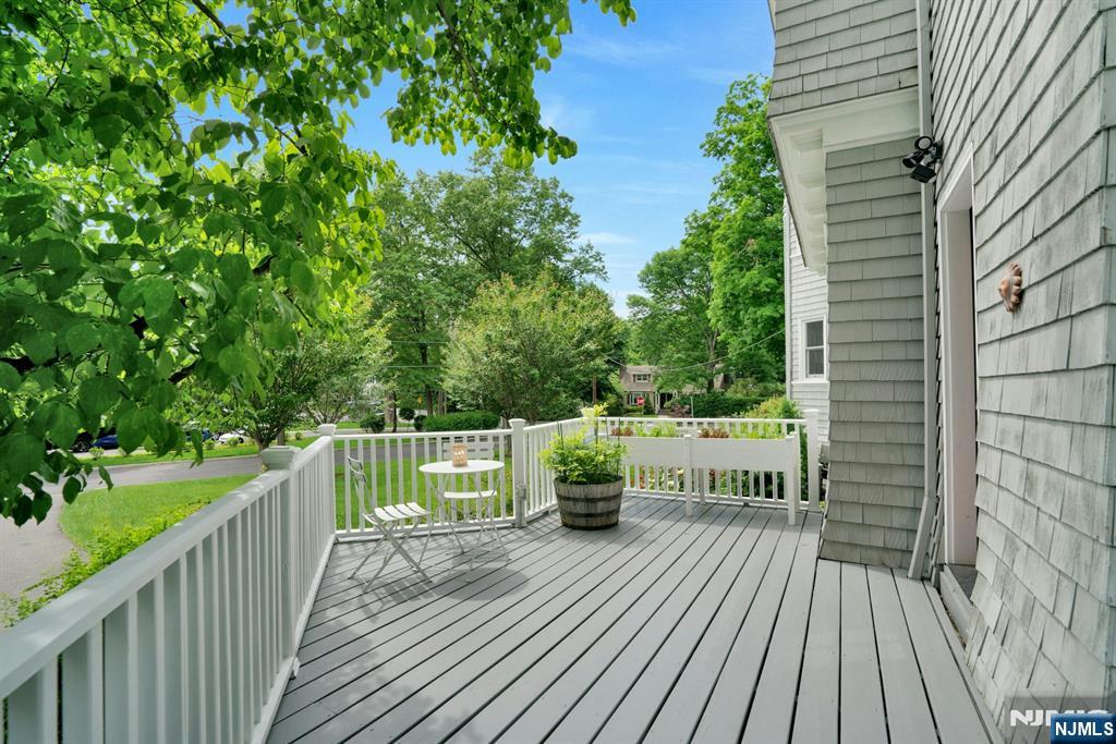 141 End Avenue