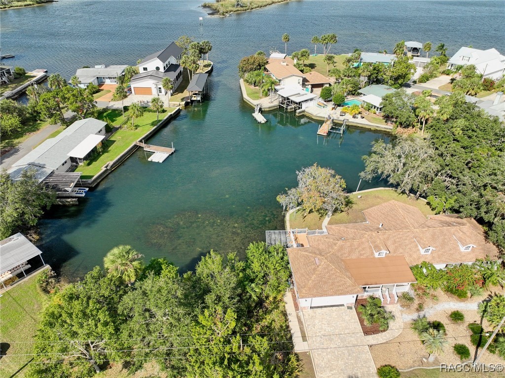 1055 N Crescent Drive