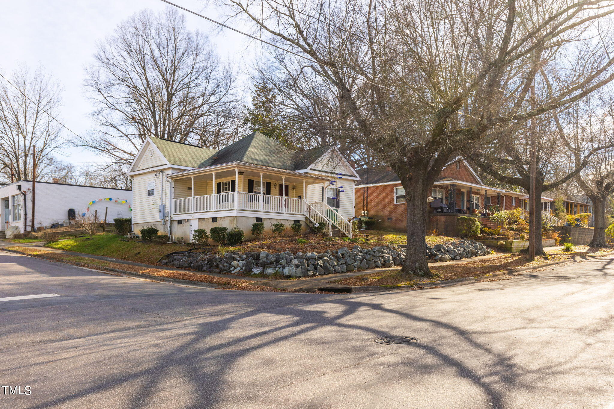 922 Onslow Street