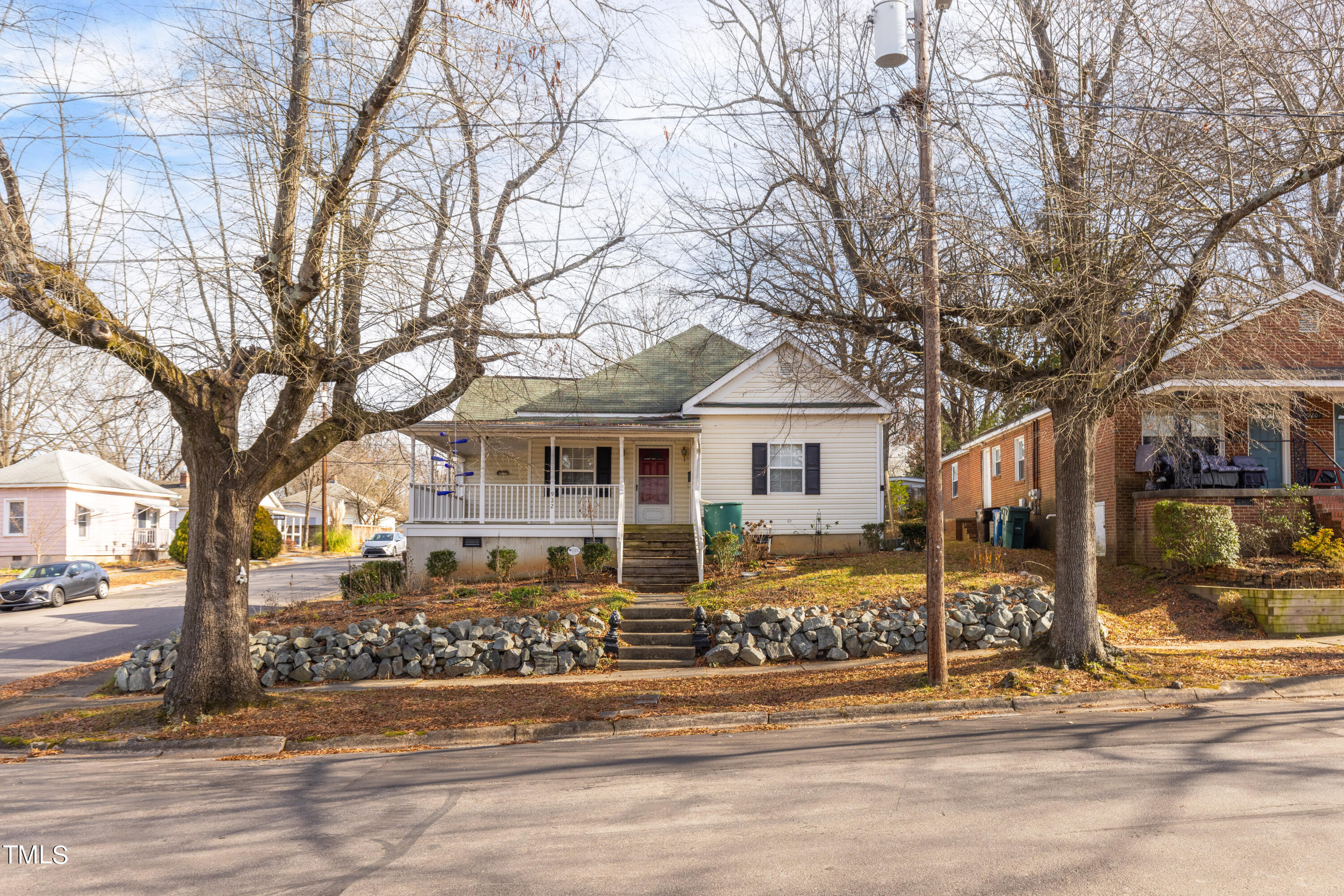 922 Onslow Street