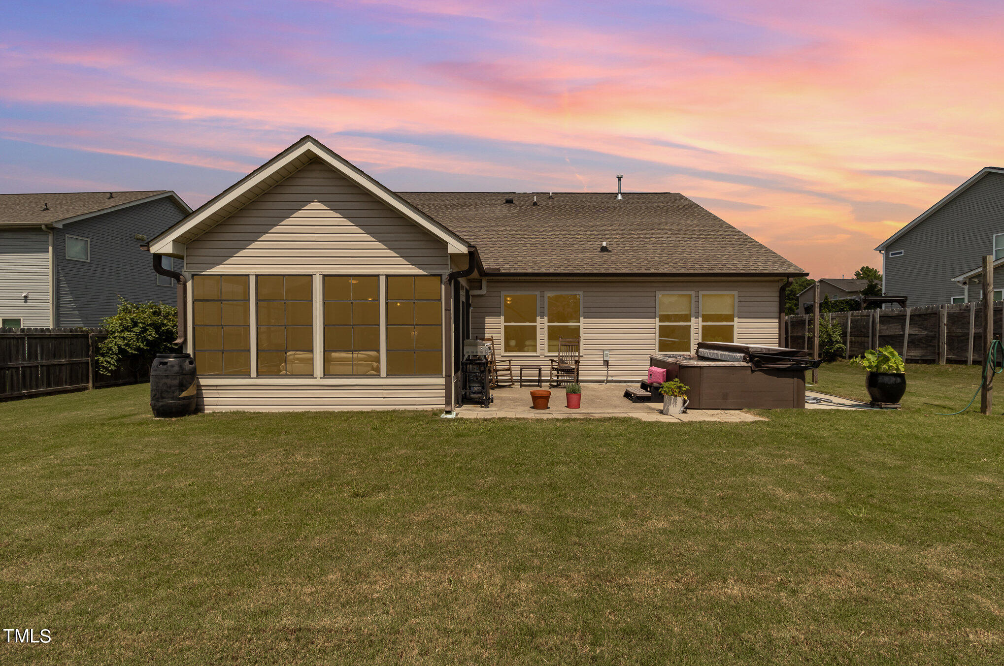 1216 Chimney Ridge Drive