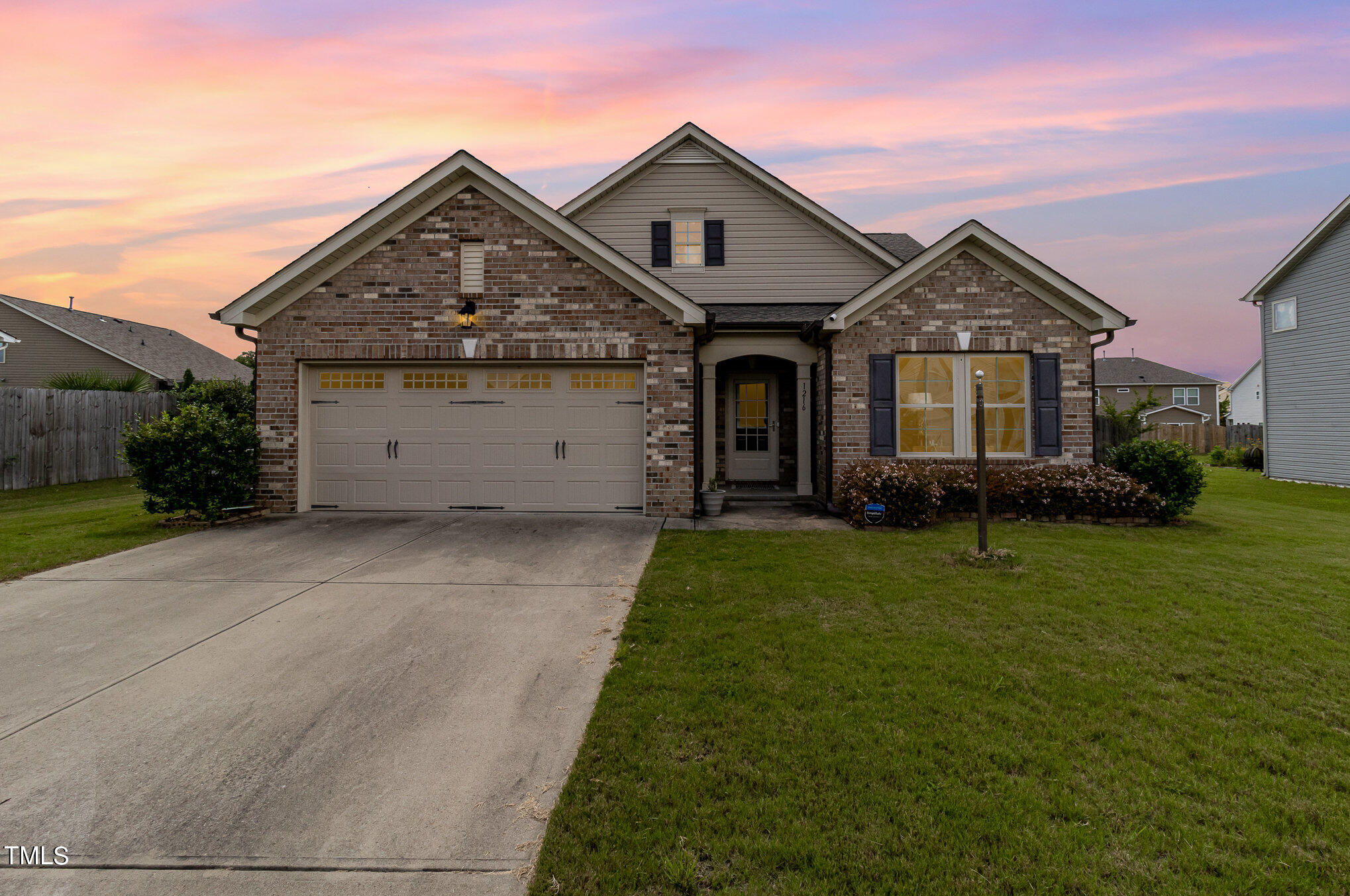 1216 Chimney Ridge Drive