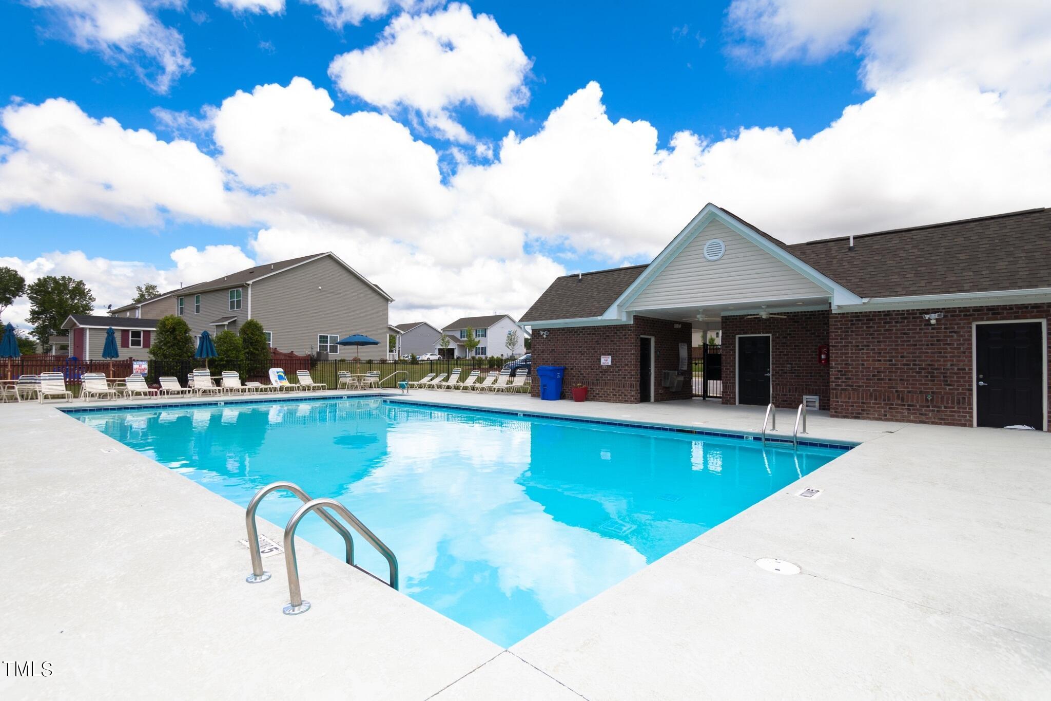 1216 Chimney Ridge Drive