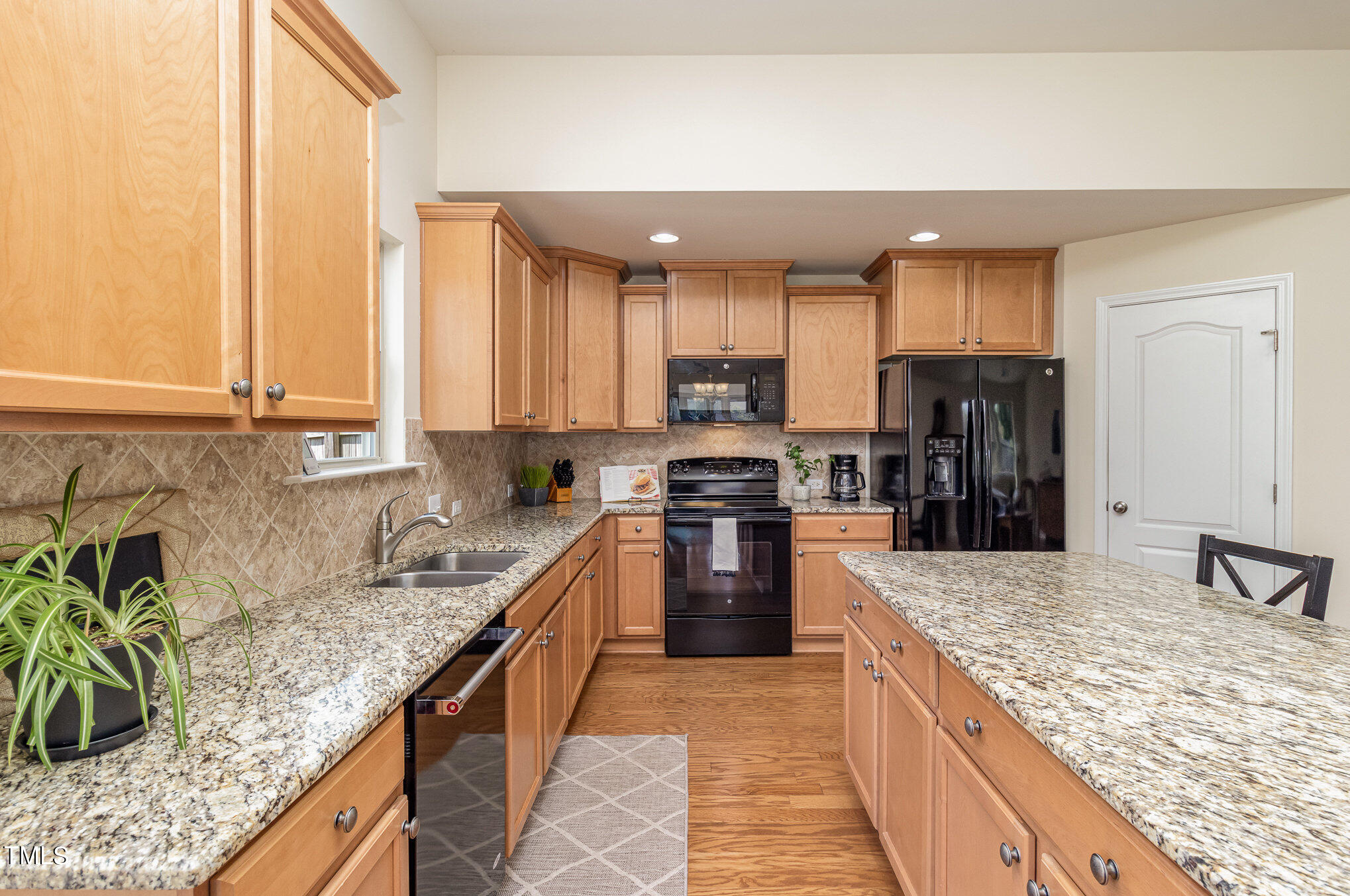 1216 Chimney Ridge Drive
