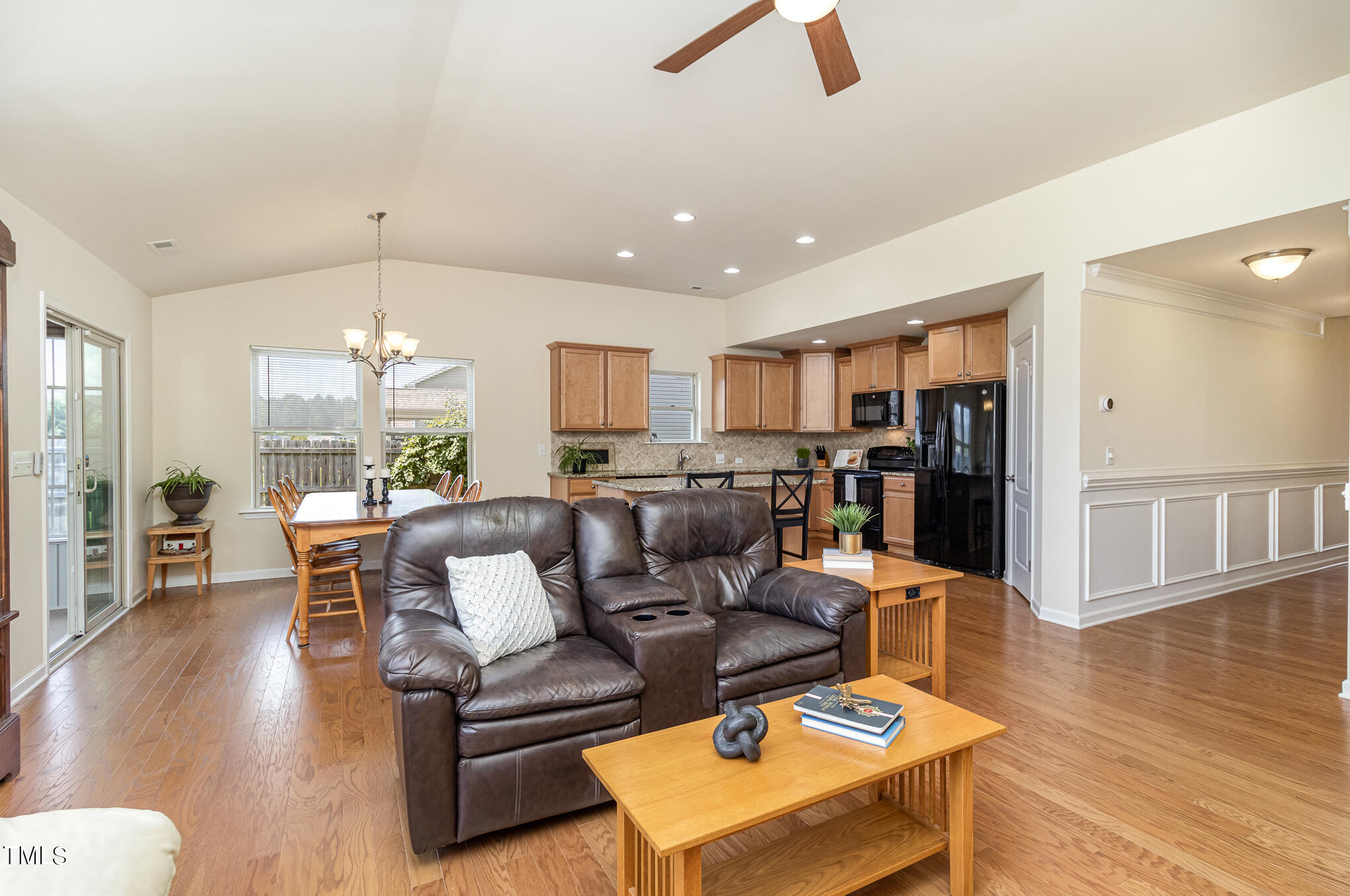 1216 Chimney Ridge Drive