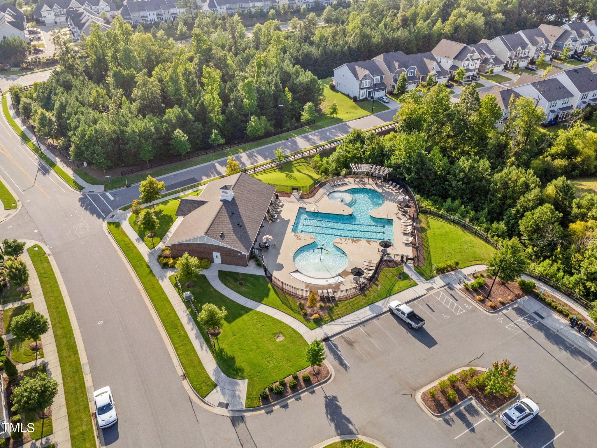 1319 White Beach Lane