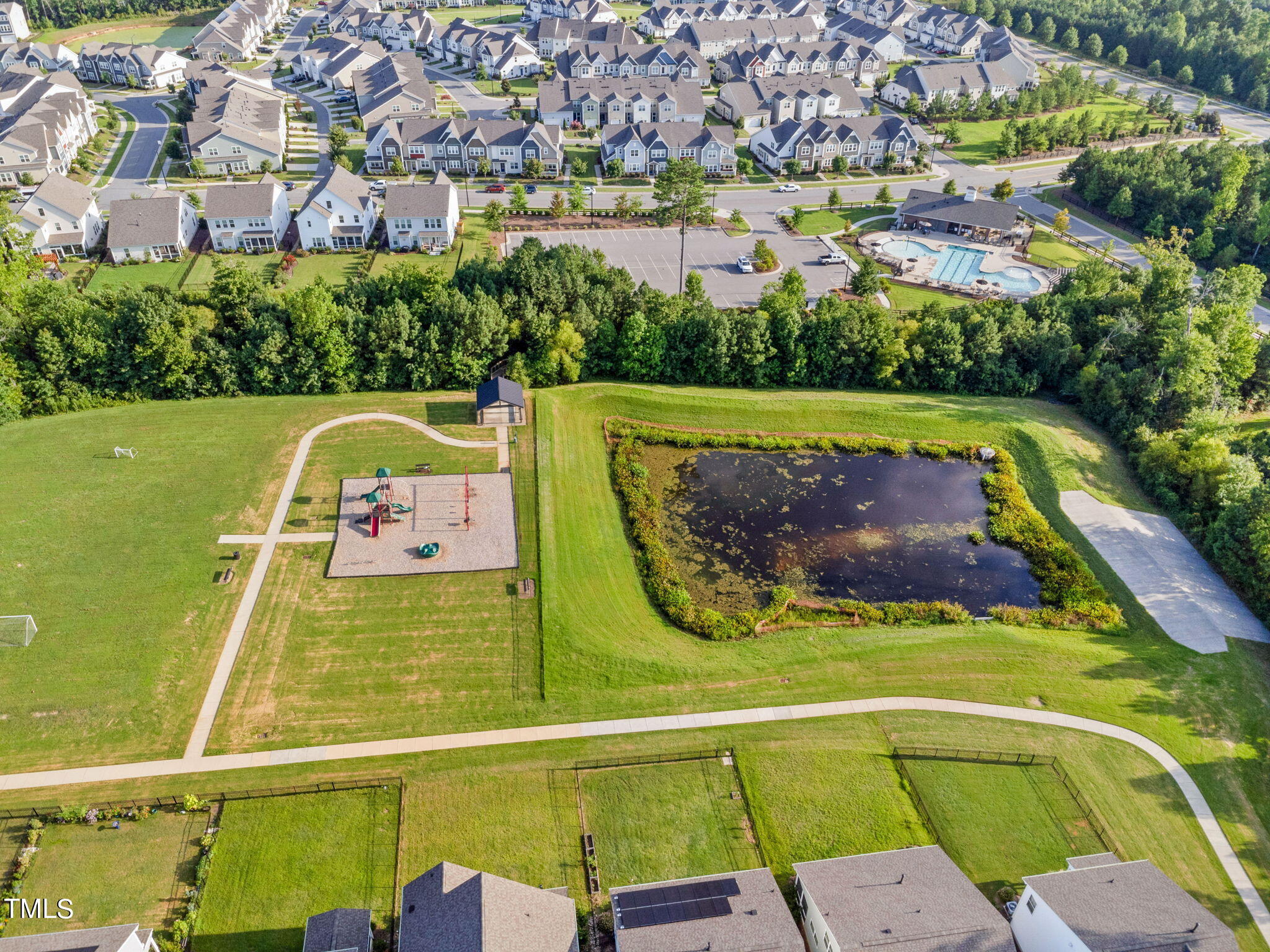 1319 White Beach Lane