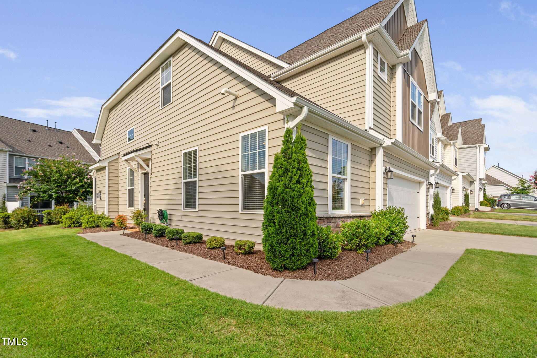 1319 White Beach Lane