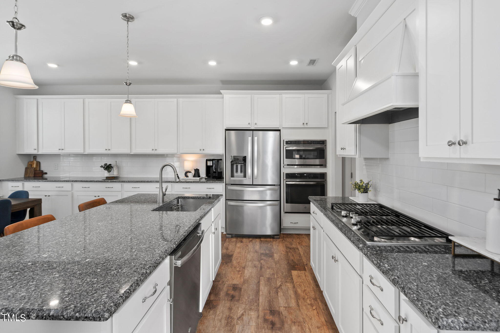1319 White Beach Lane