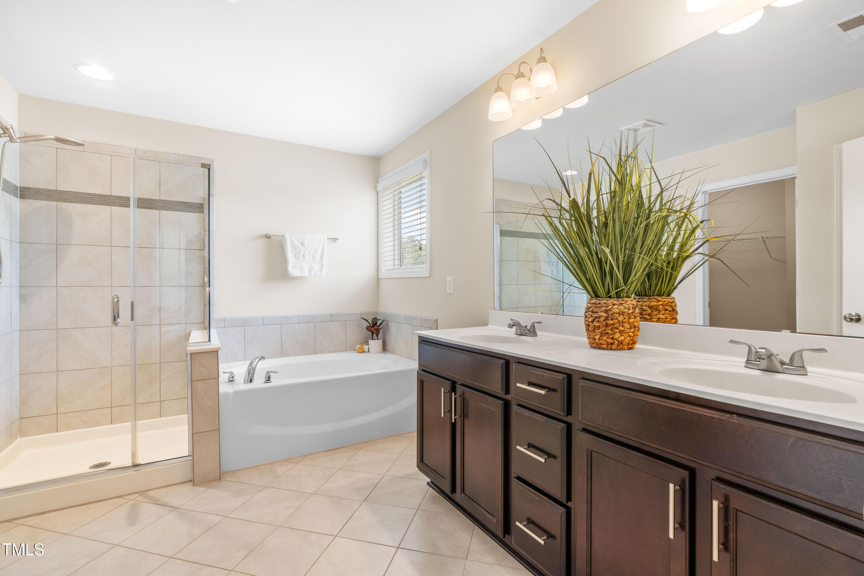 1104 Arden Trace Court