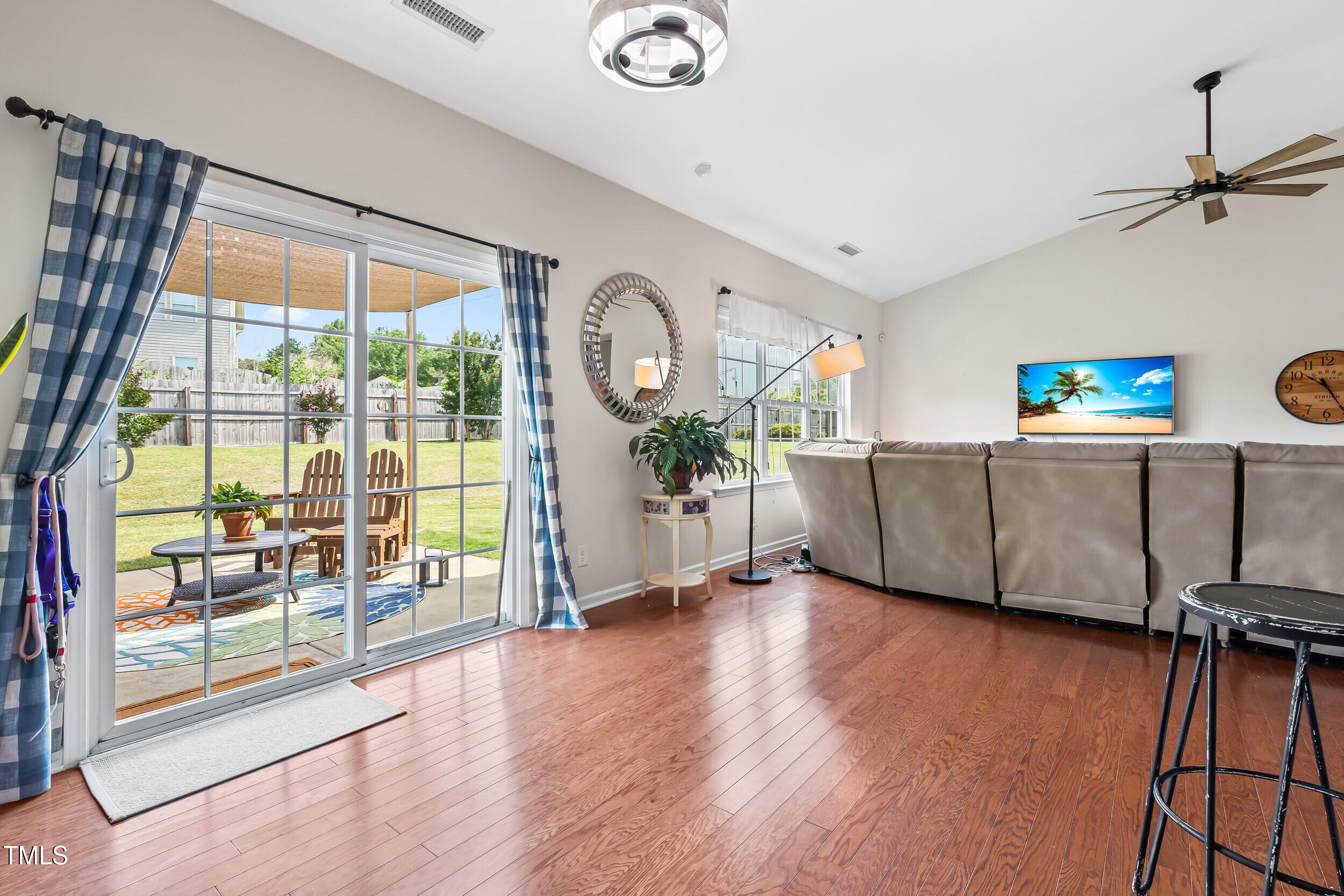1400 Manley Court