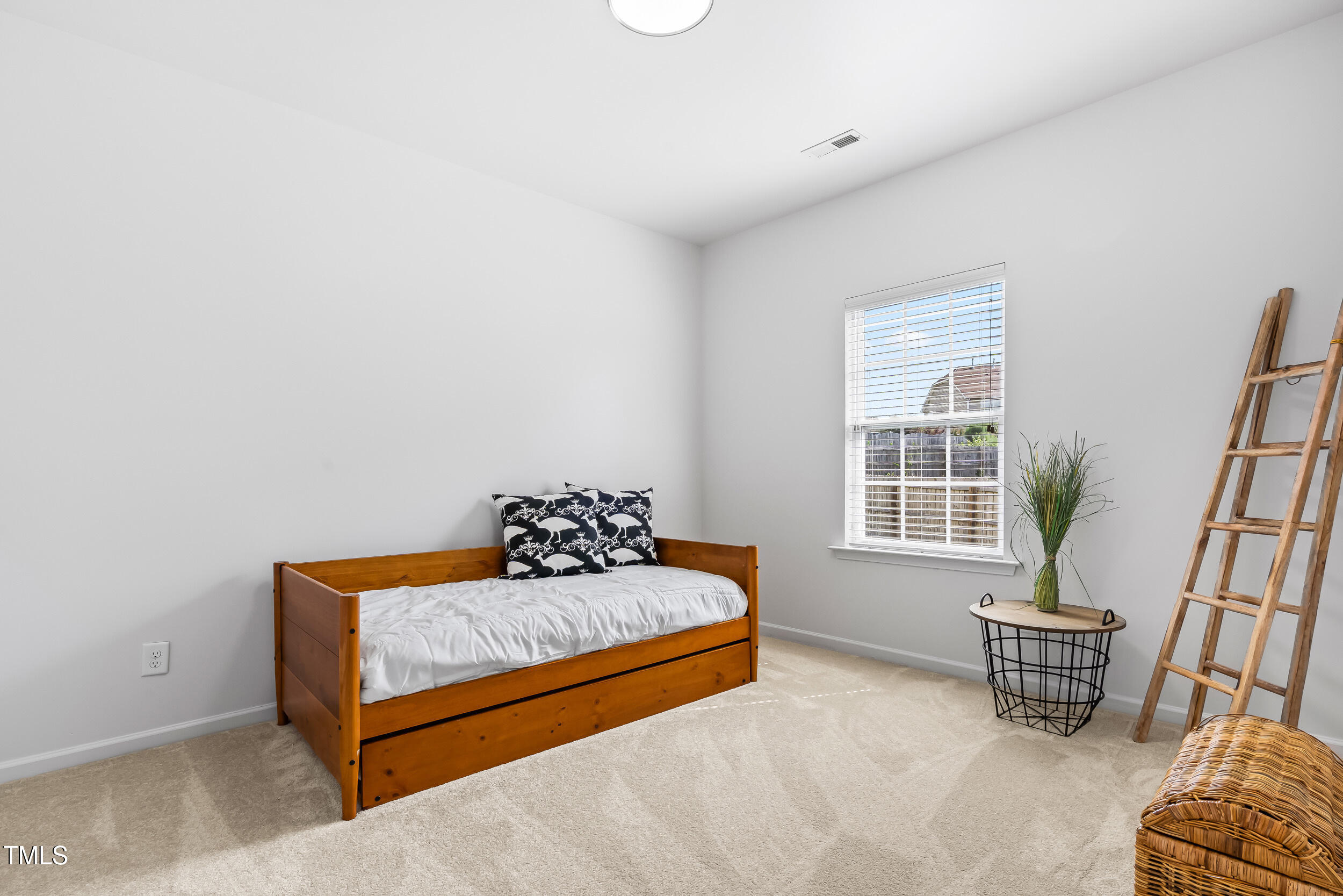 1400 Manley Court