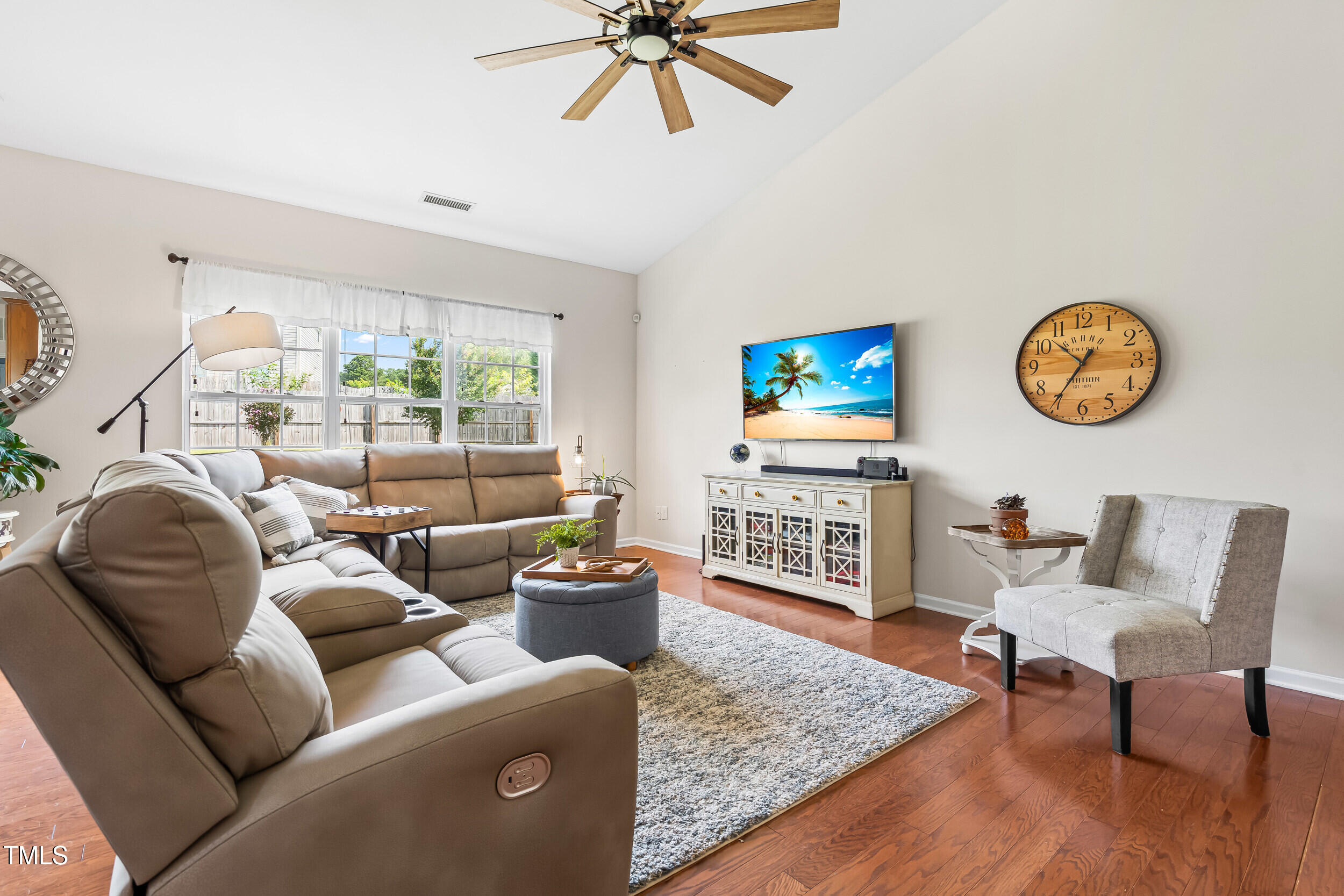 1400 Manley Court