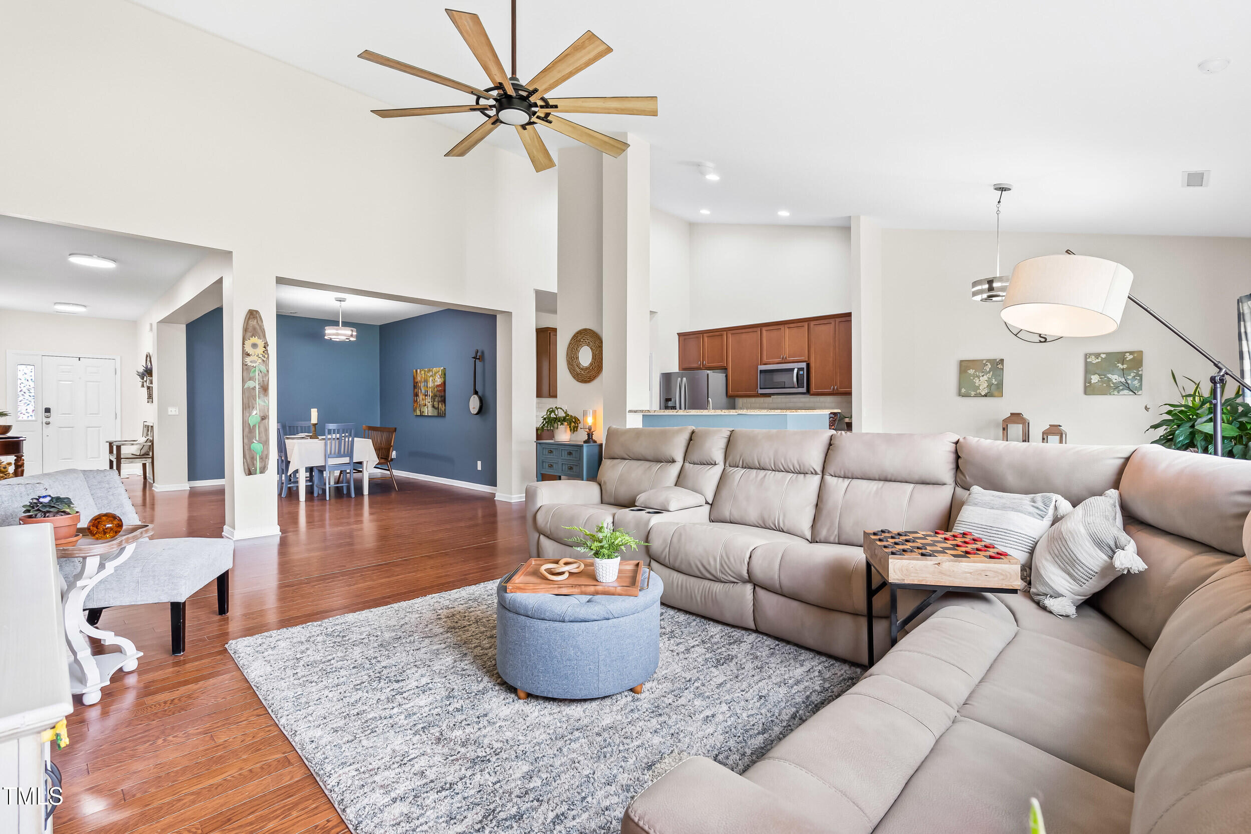 1400 Manley Court