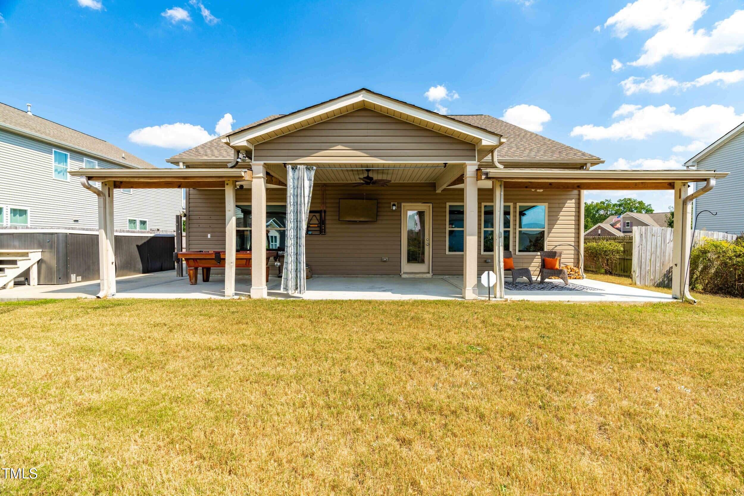 1304 Ivey Grove Court