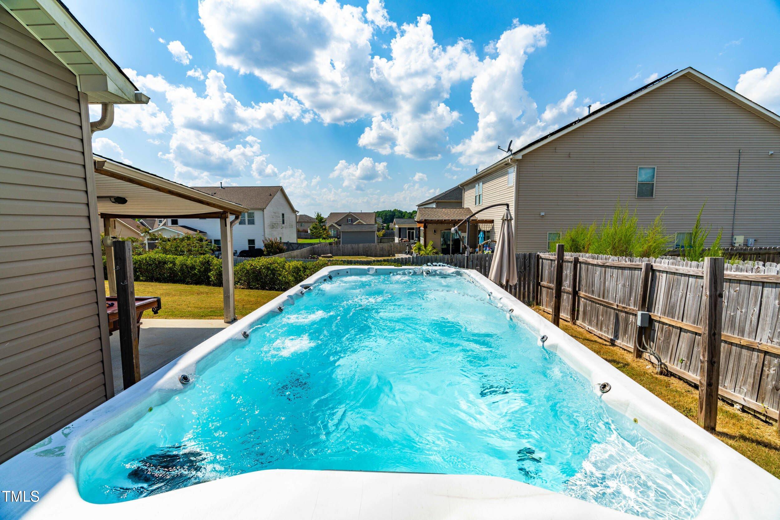 1304 Ivey Grove Court