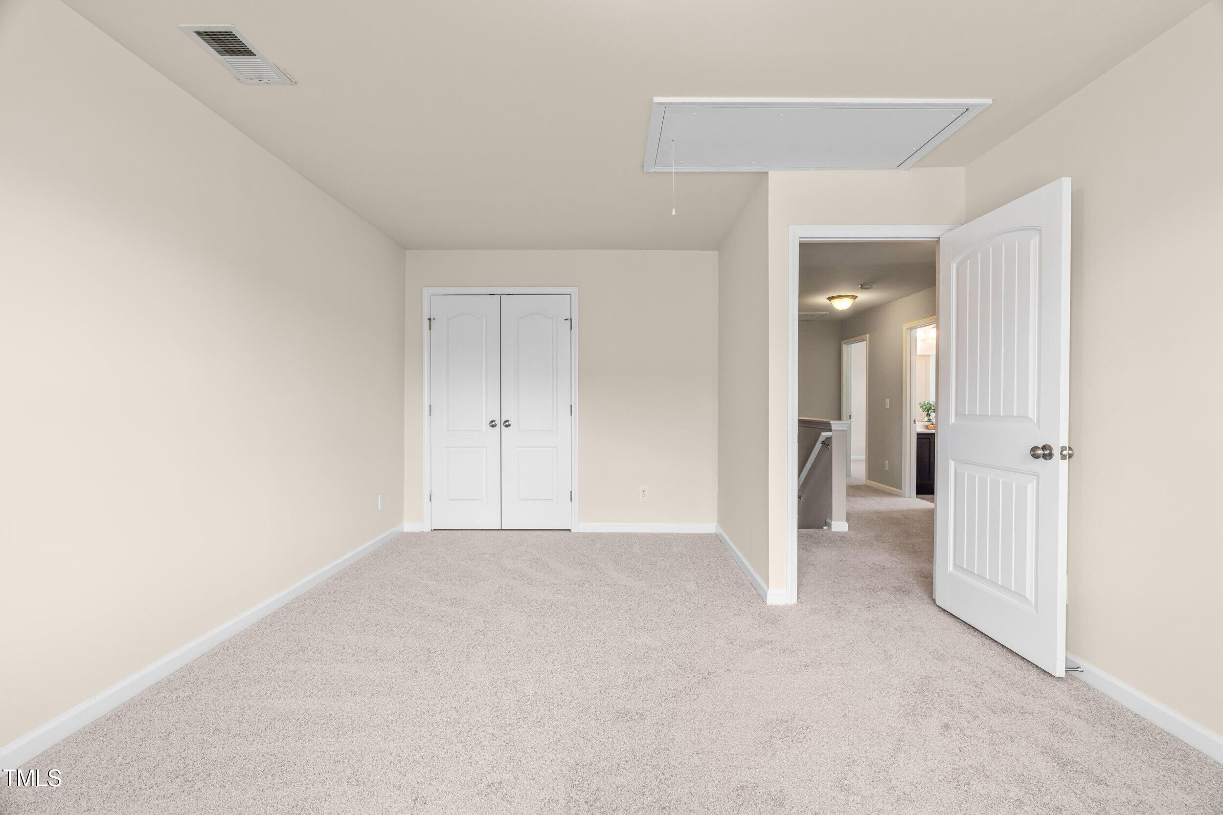 1304 Ivey Grove Court
