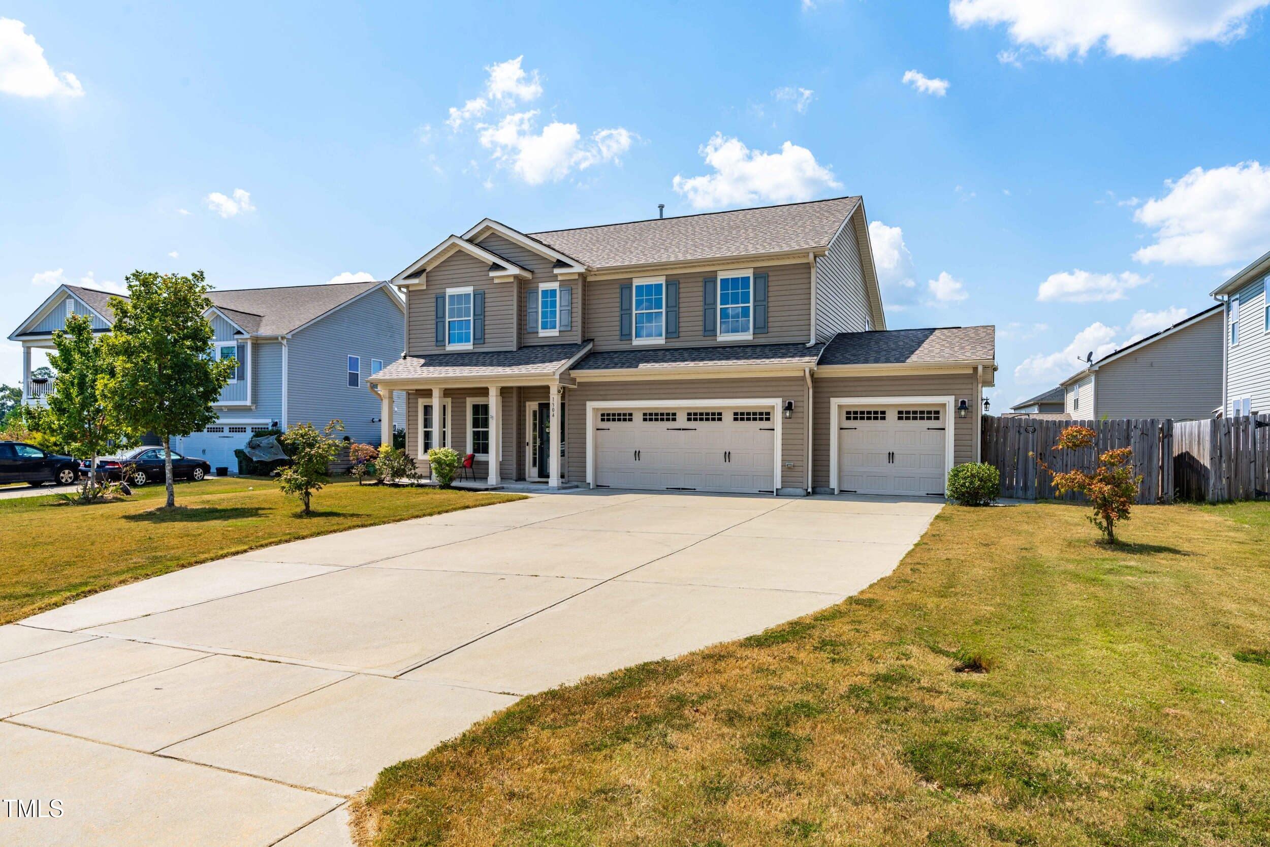 1304 Ivey Grove Court