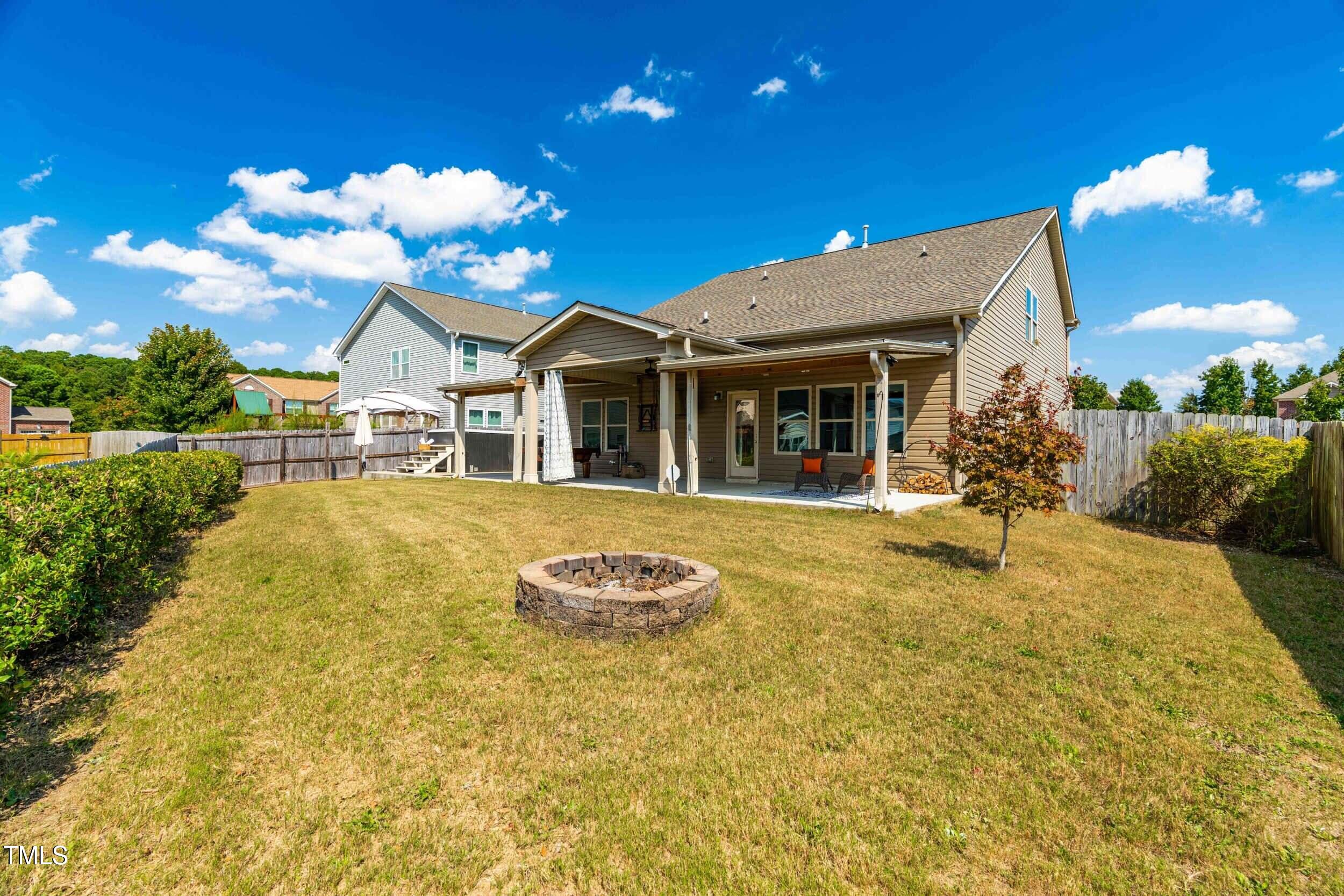 1304 Ivey Grove Court