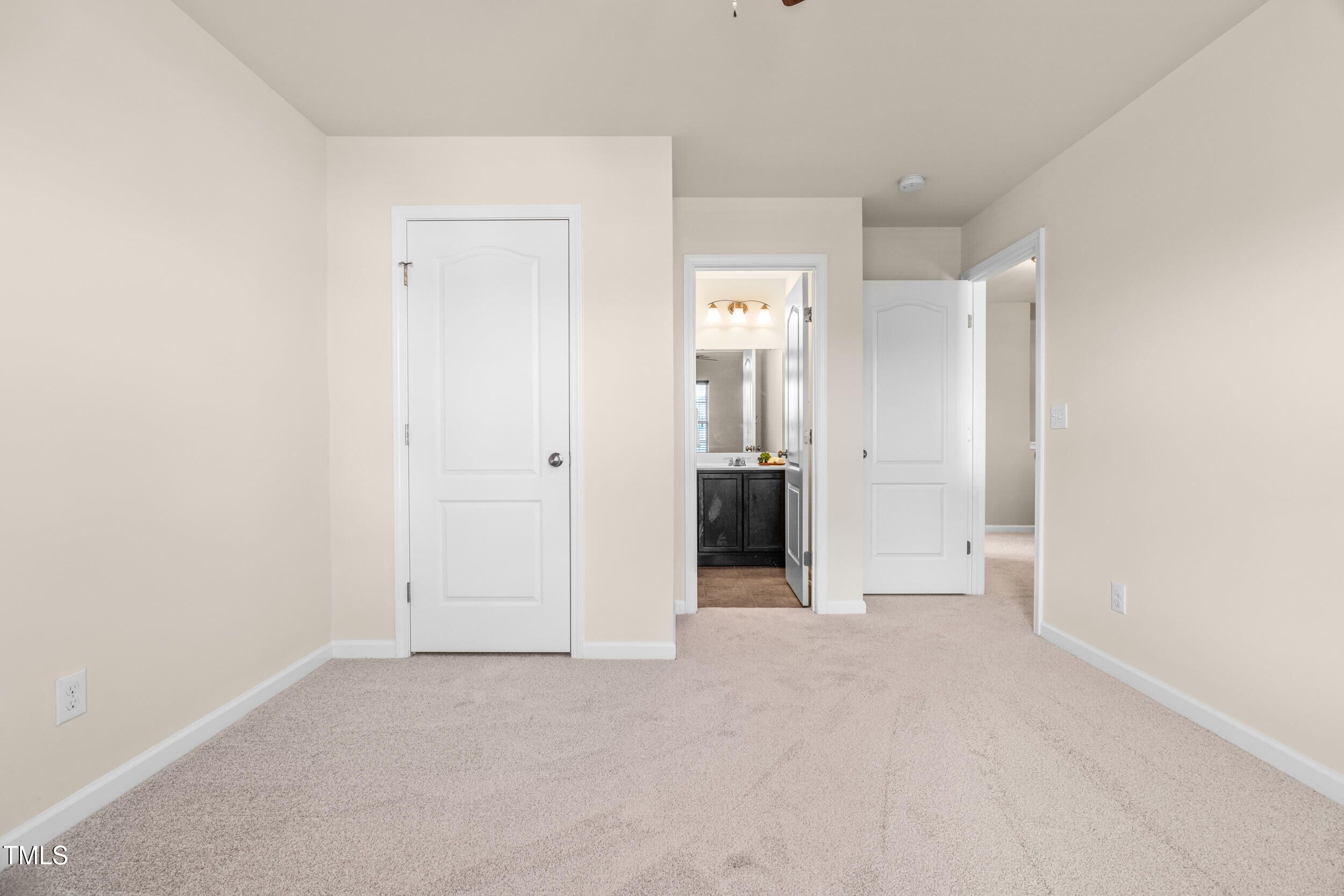 1304 Ivey Grove Court