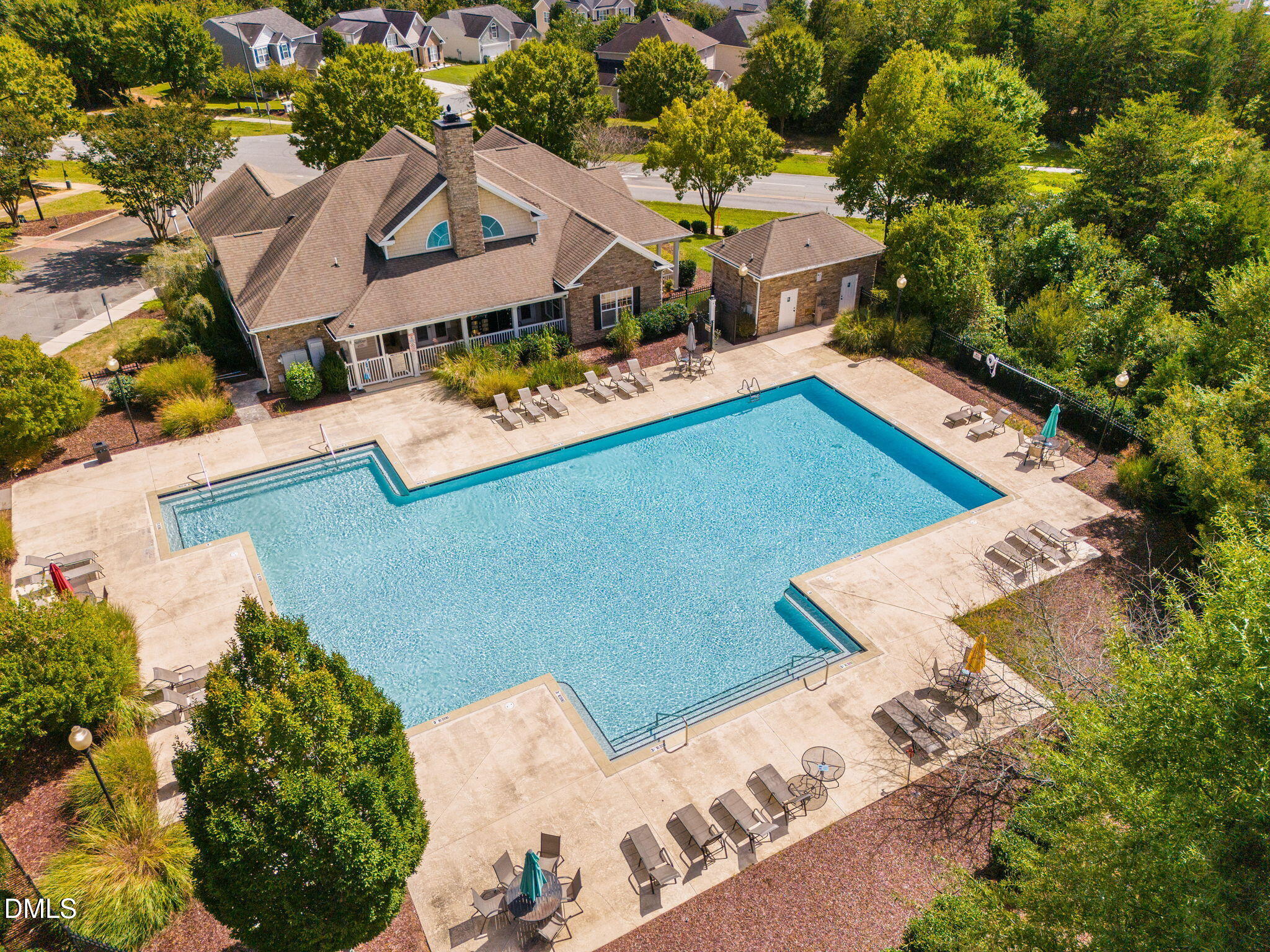 6506 Donahue Drive