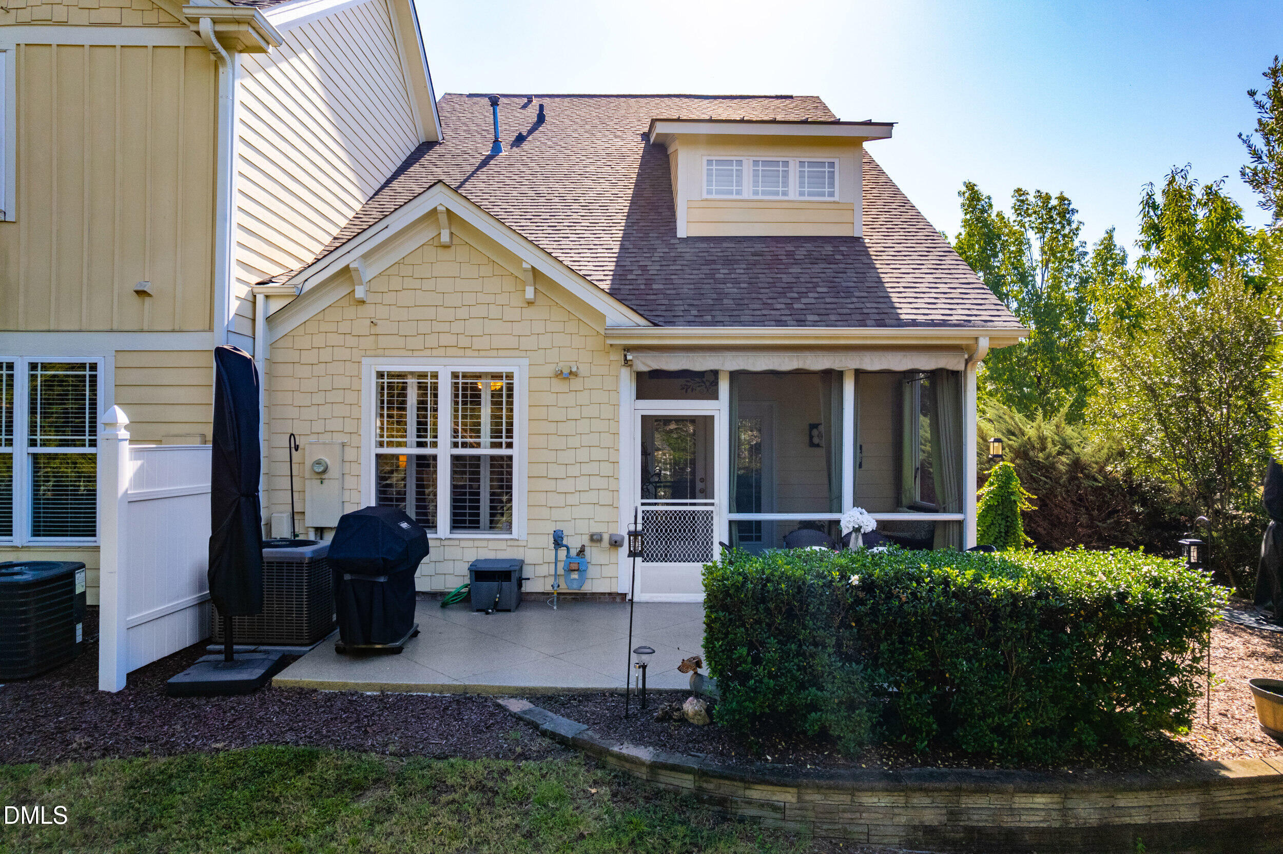 1101 Willowgrass Lane