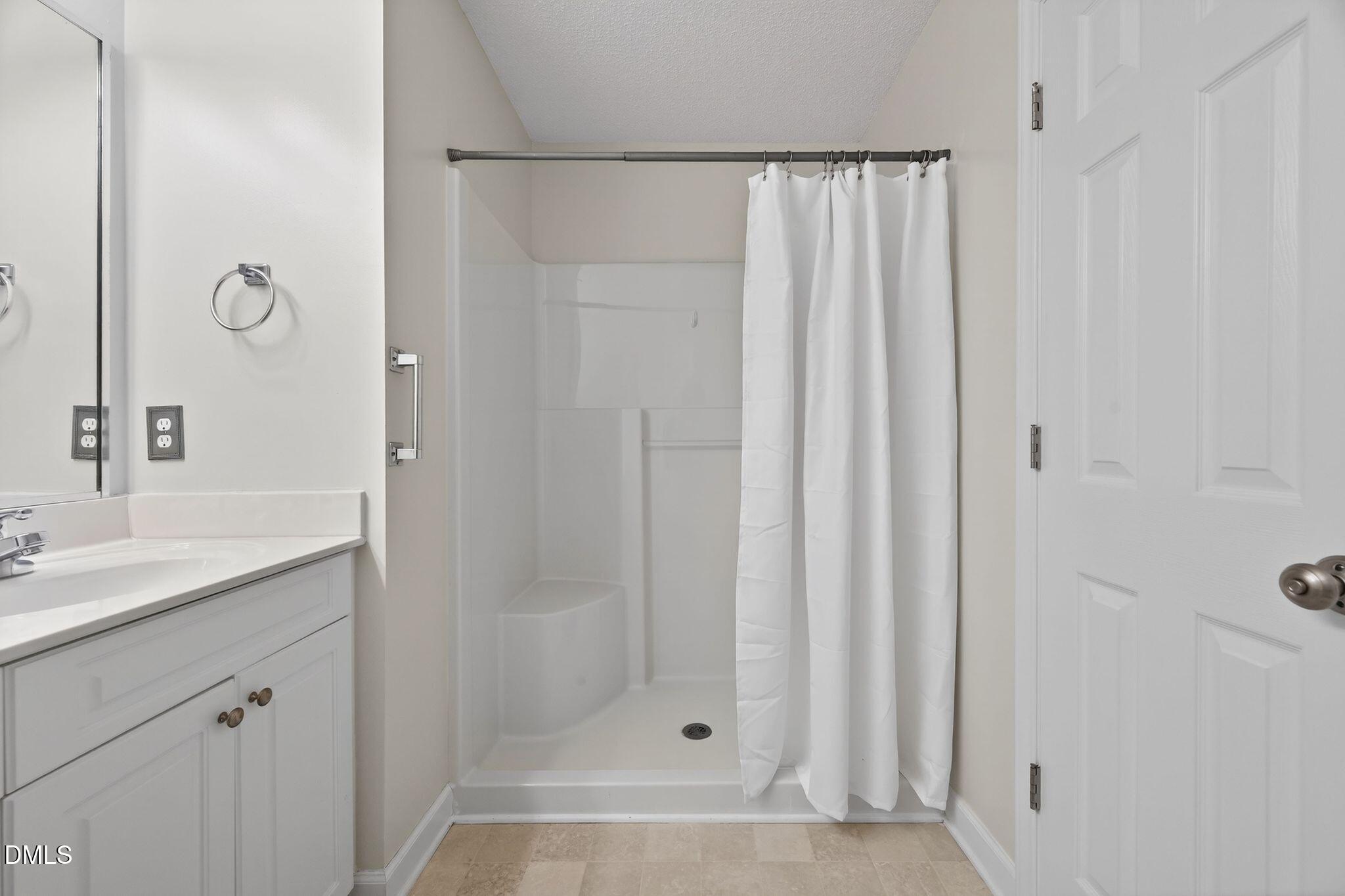 5223 Center Church Road