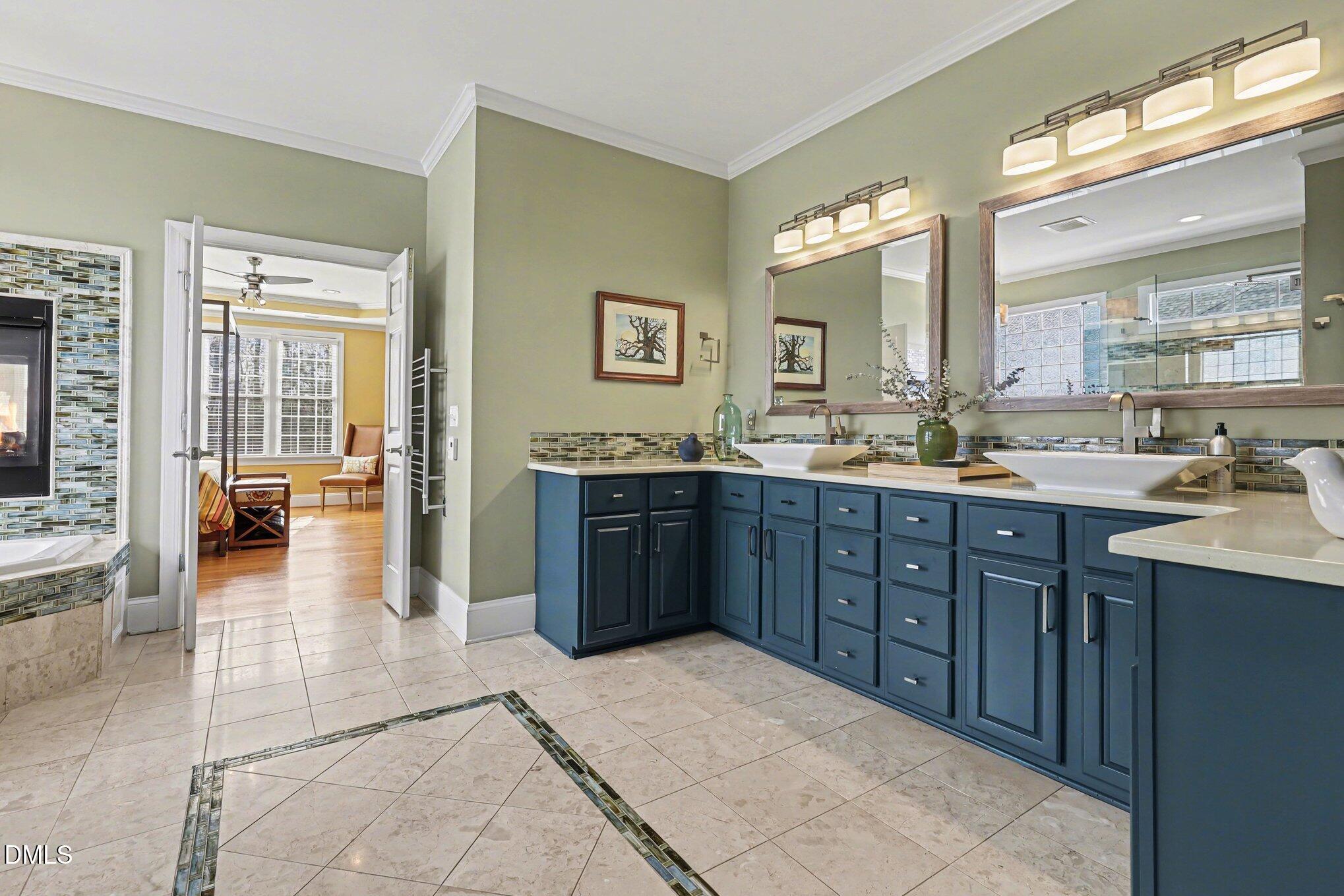 602 Presidents Walk Lane