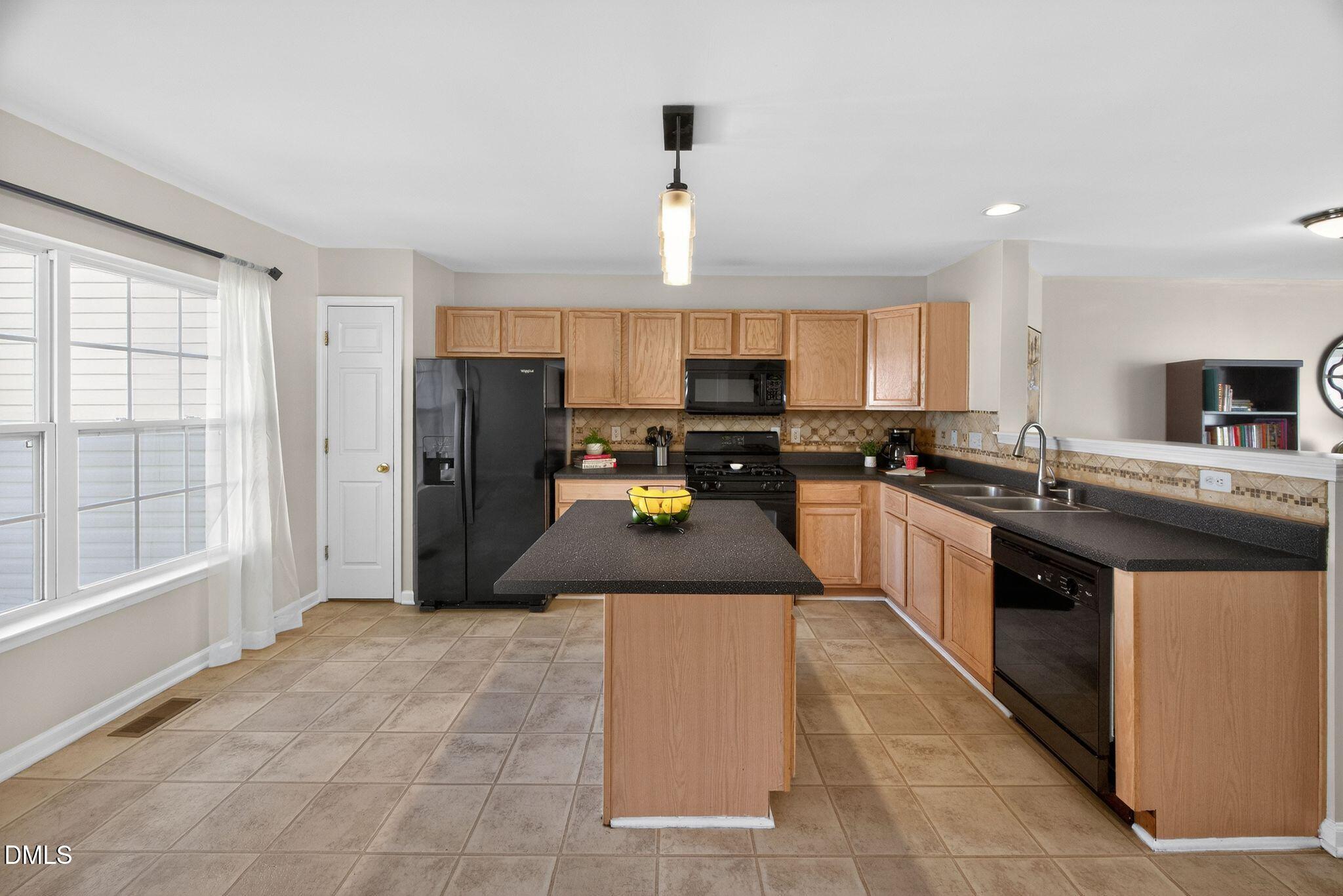 5117 Neuse Commons Lane