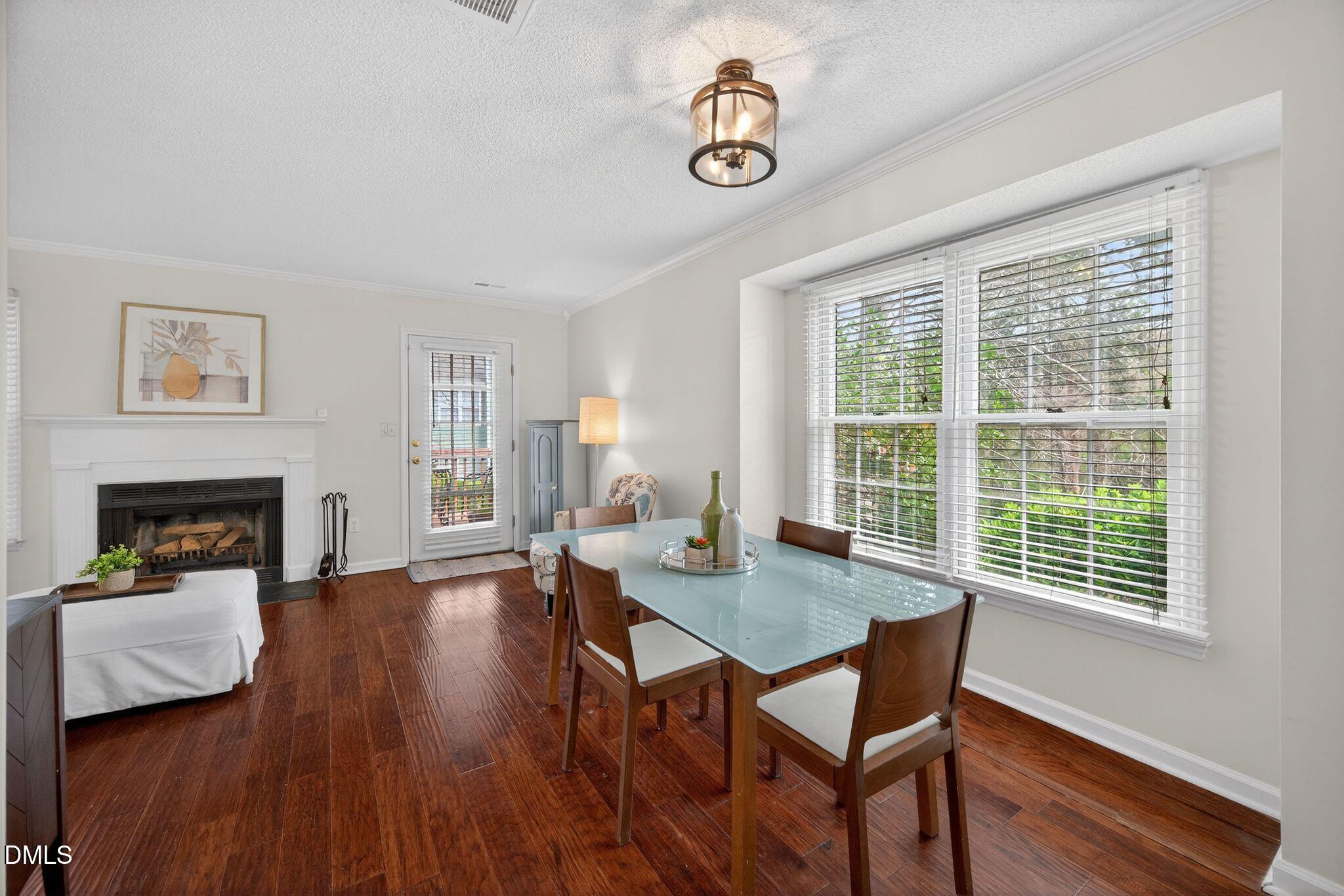 116 Long Shadow Place