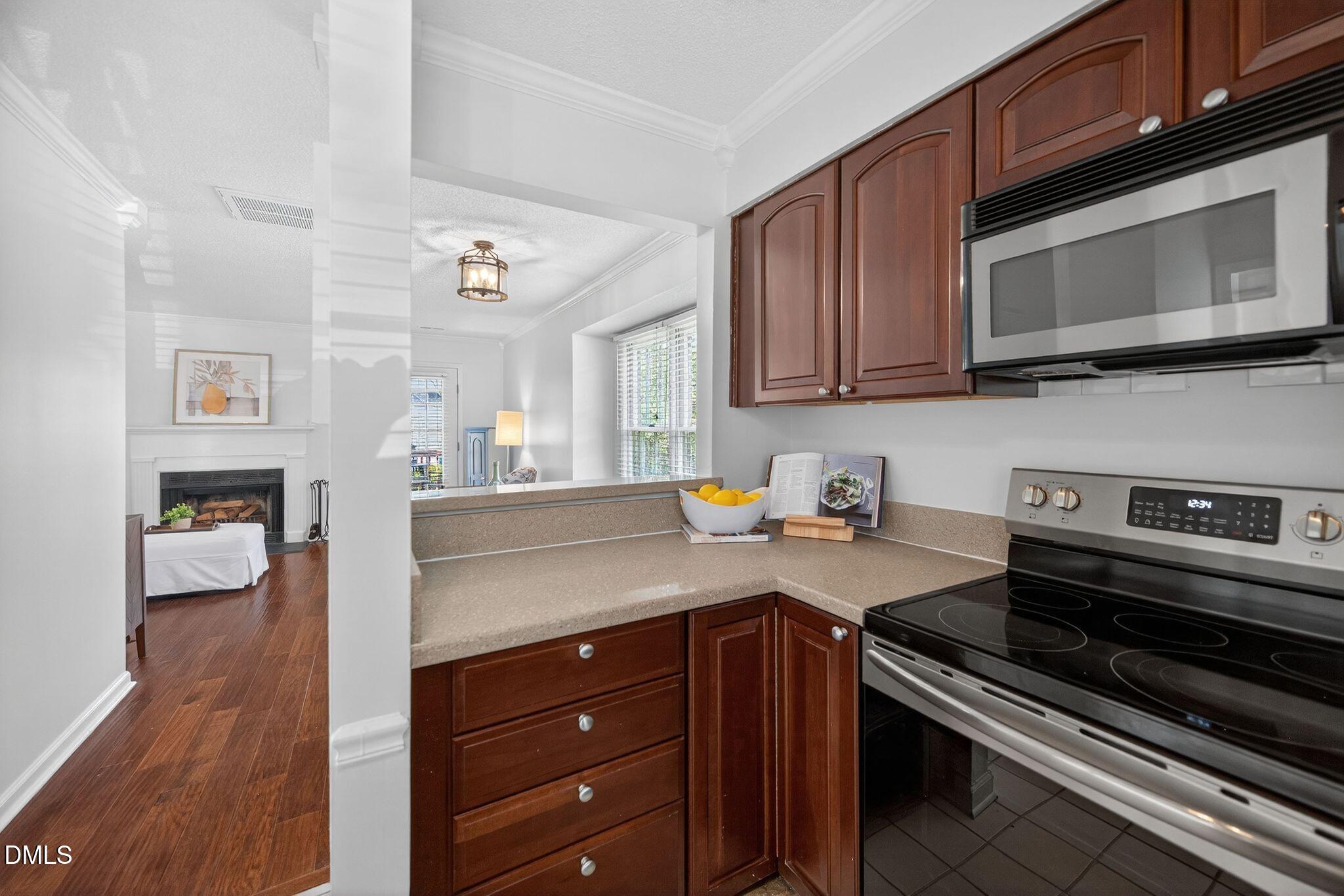 116 Long Shadow Place