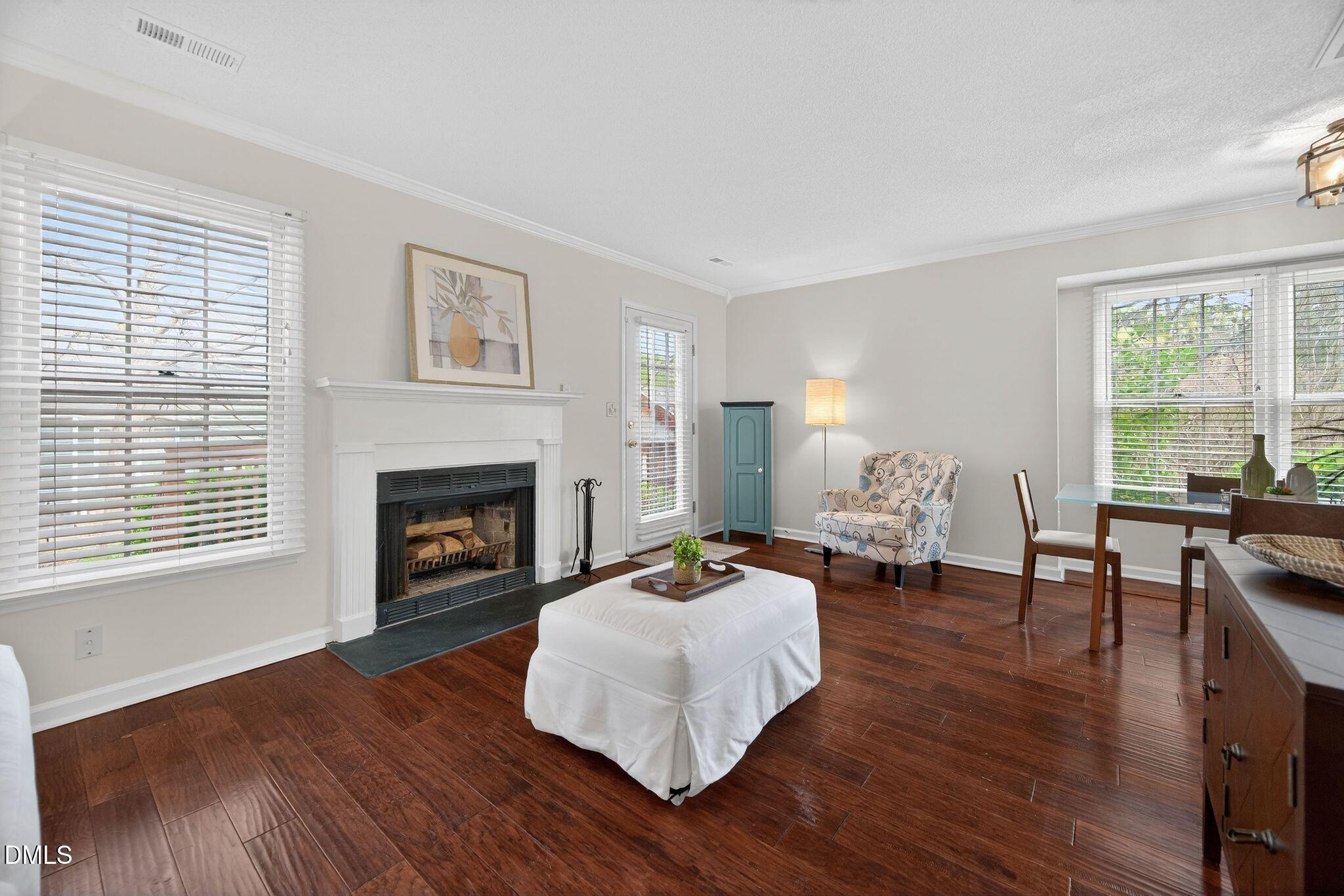 116 Long Shadow Place