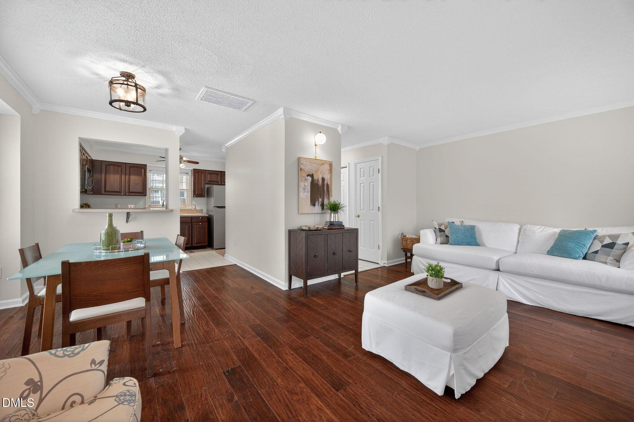 116 Long Shadow Place