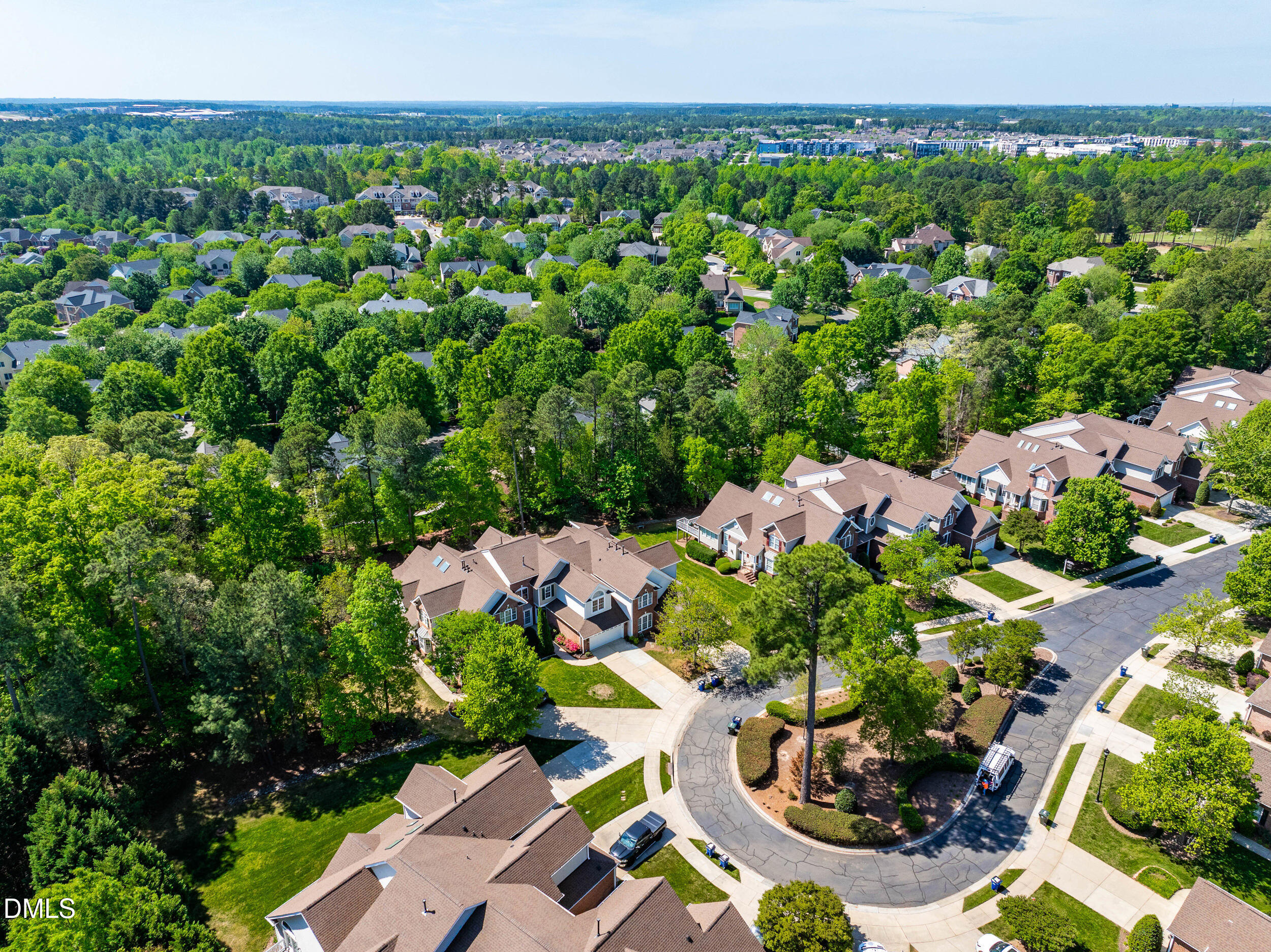 9113 White Eagle Court