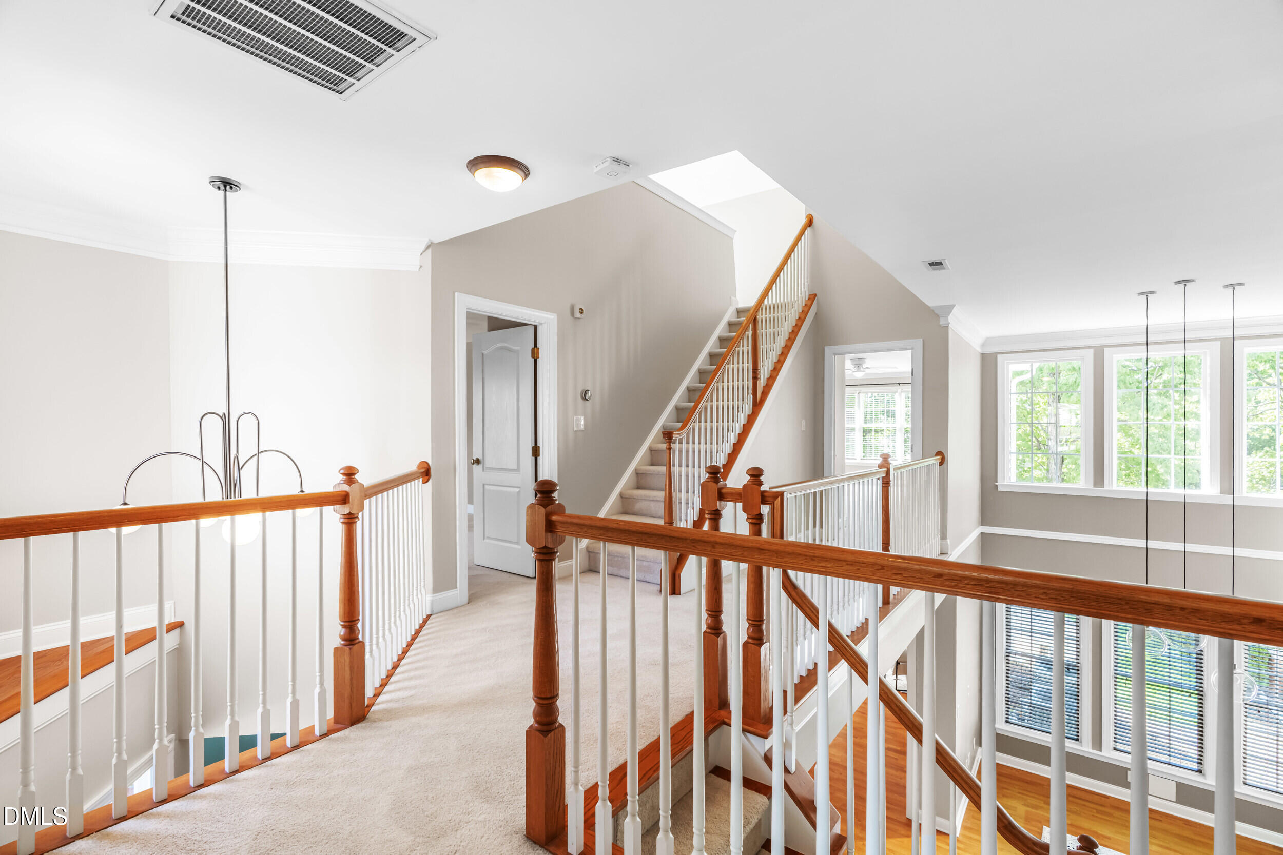 9113 White Eagle Court