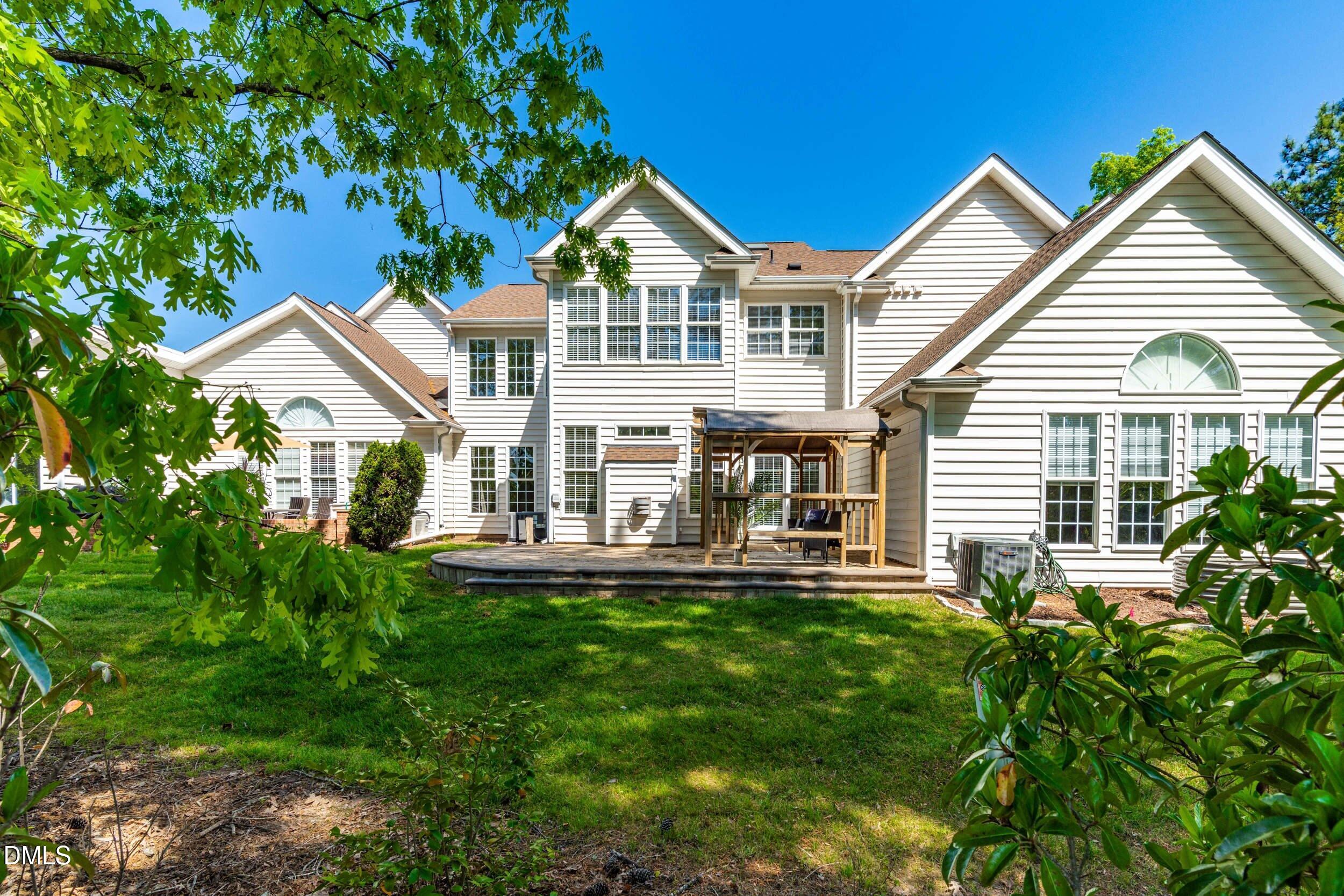 9113 White Eagle Court