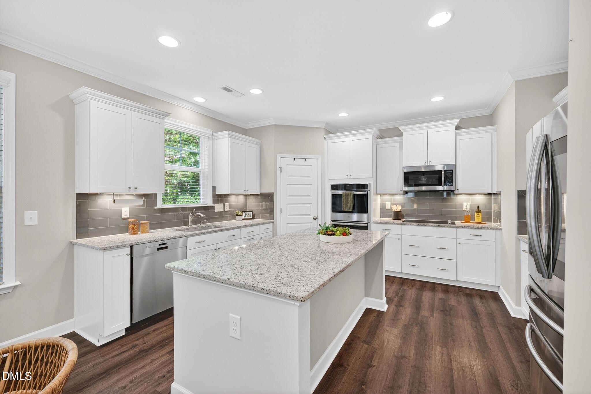 8004 Parker Mill Trail