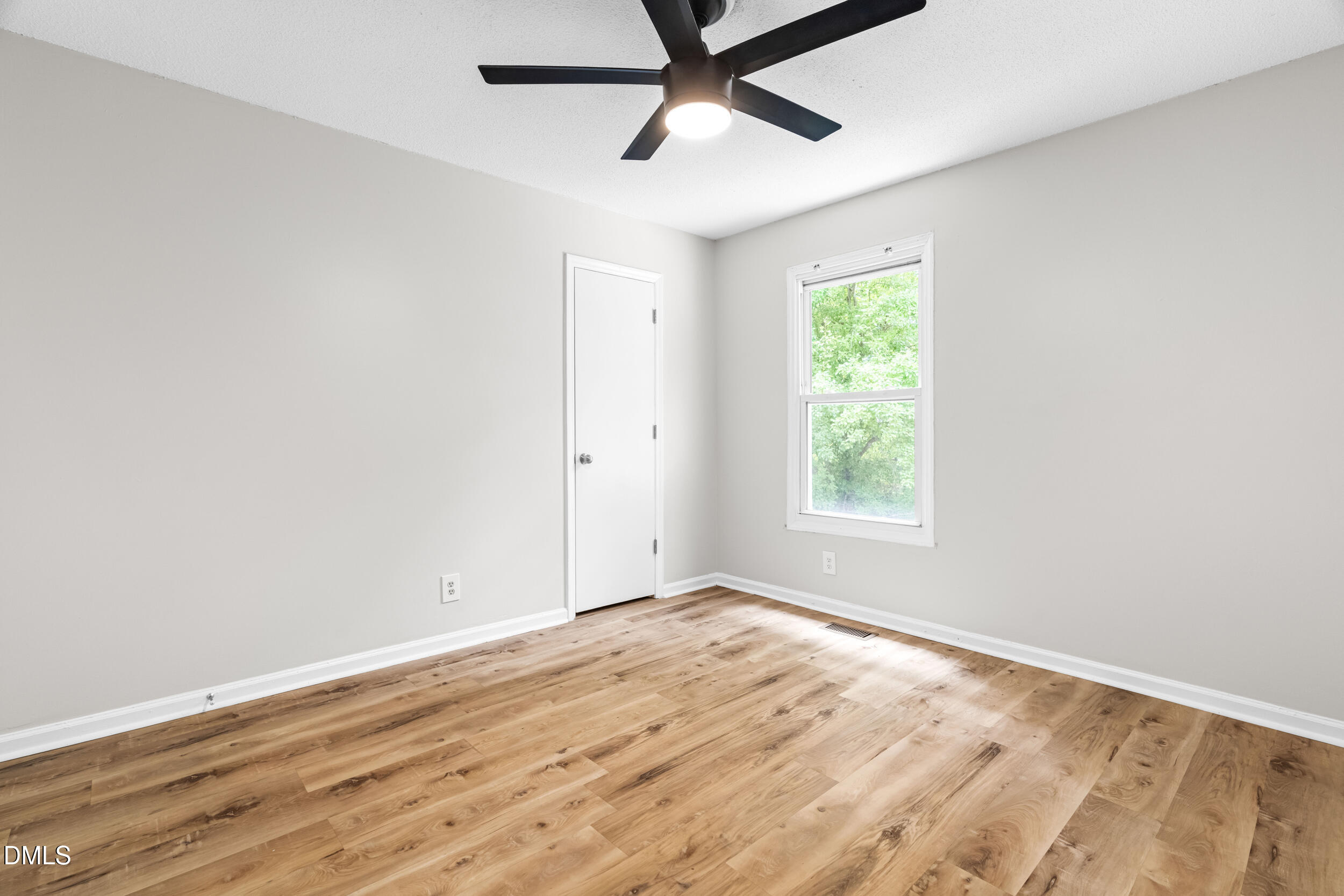 1729 Grady Drive