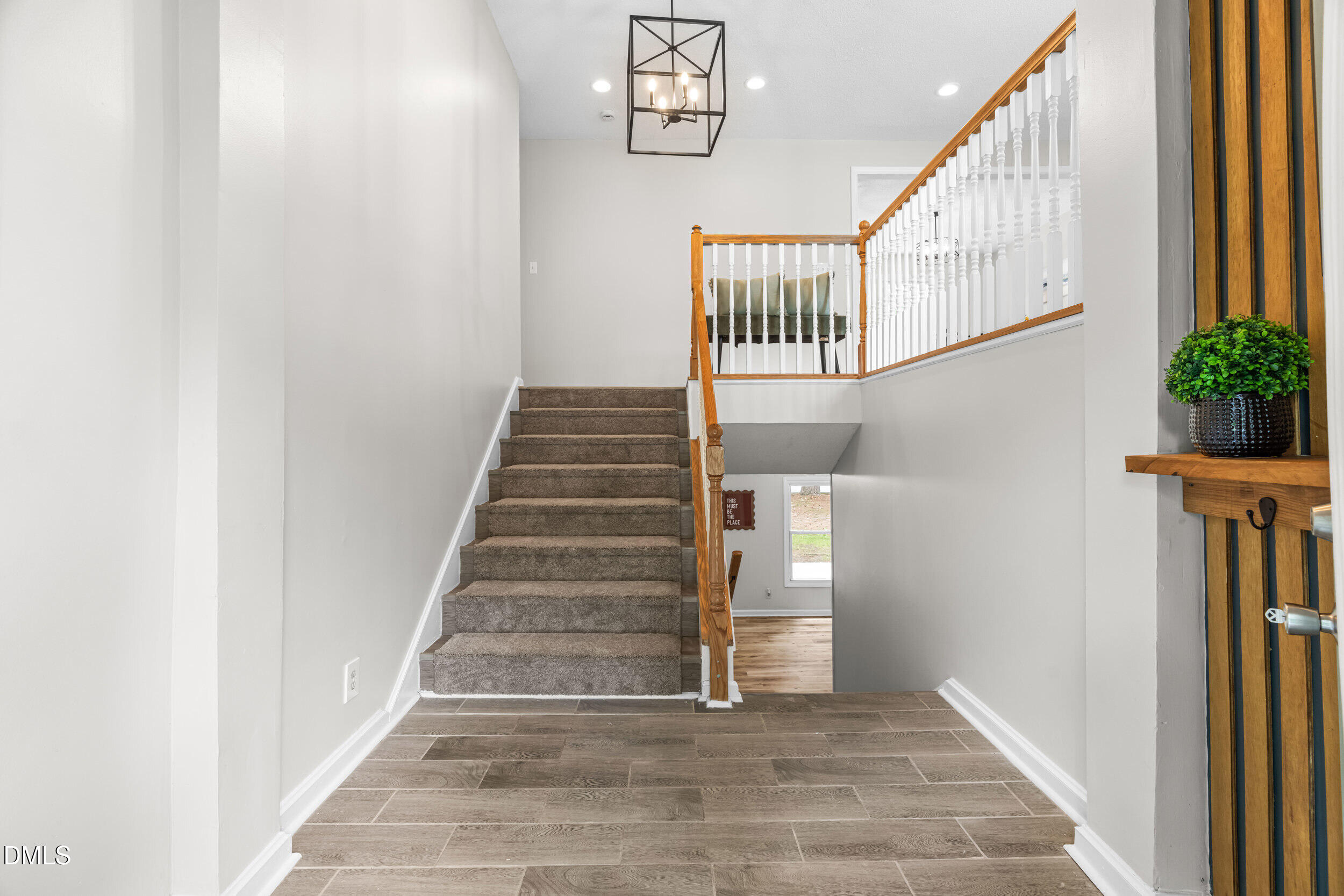 1729 Grady Drive